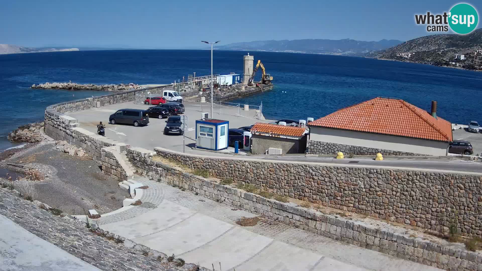Webcam Porto di Segna – Frangiflutti e Faro in diretta