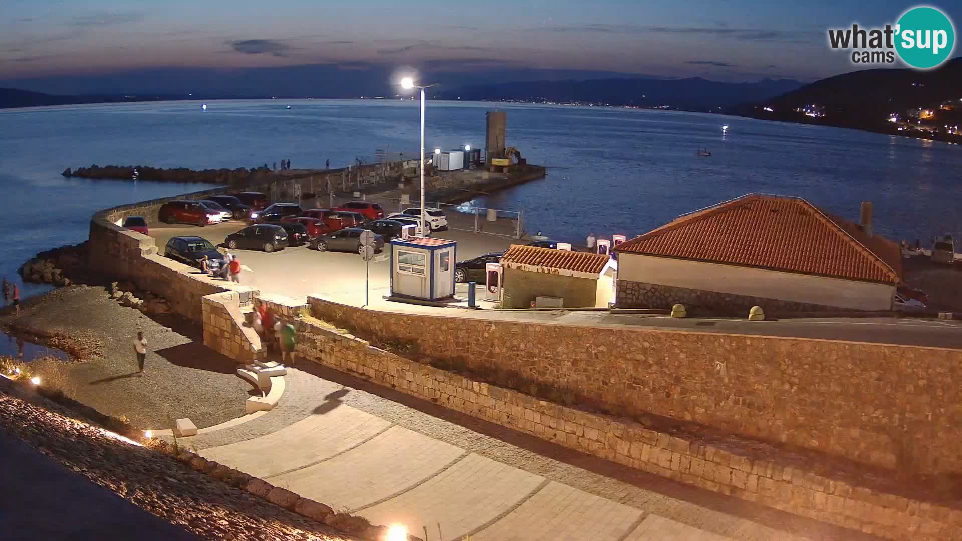 Webcam port de Senj – Vue sur la jetée et le phare