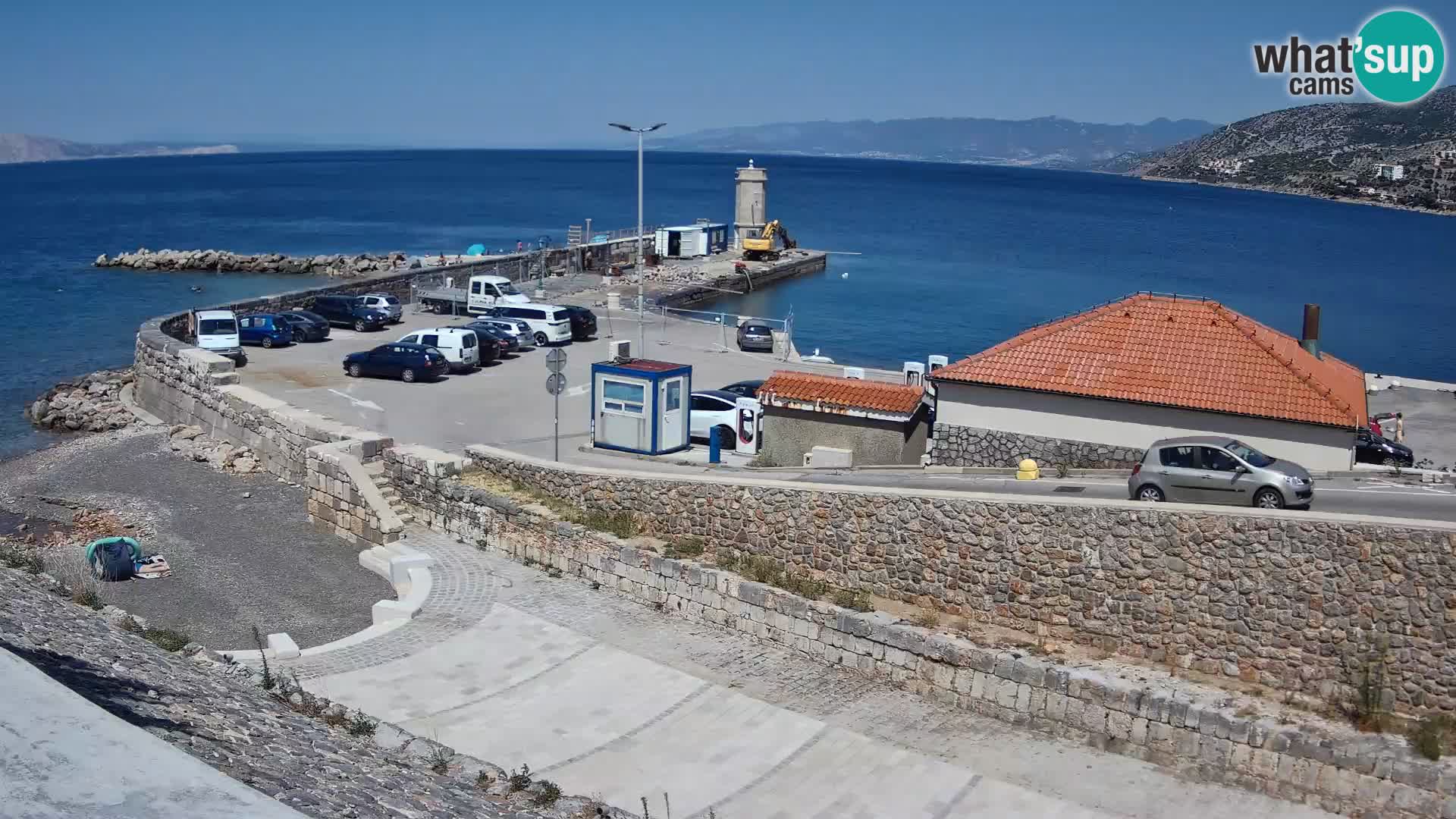 Senj Hafen Webcam – Wellenbrecher & Leuchtturm Liveblick