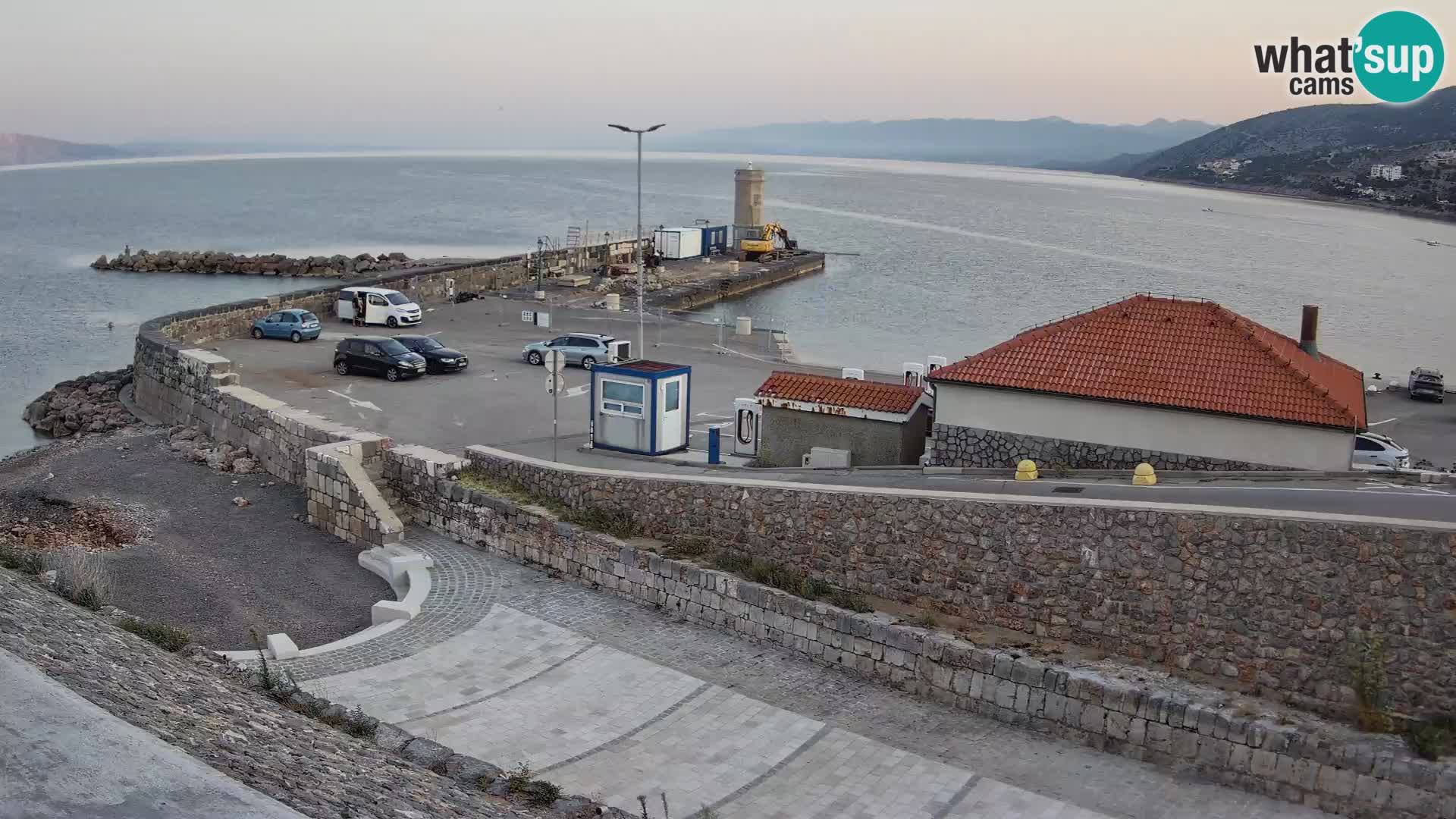 Webcam Porto di Segna – Frangiflutti e Faro in diretta