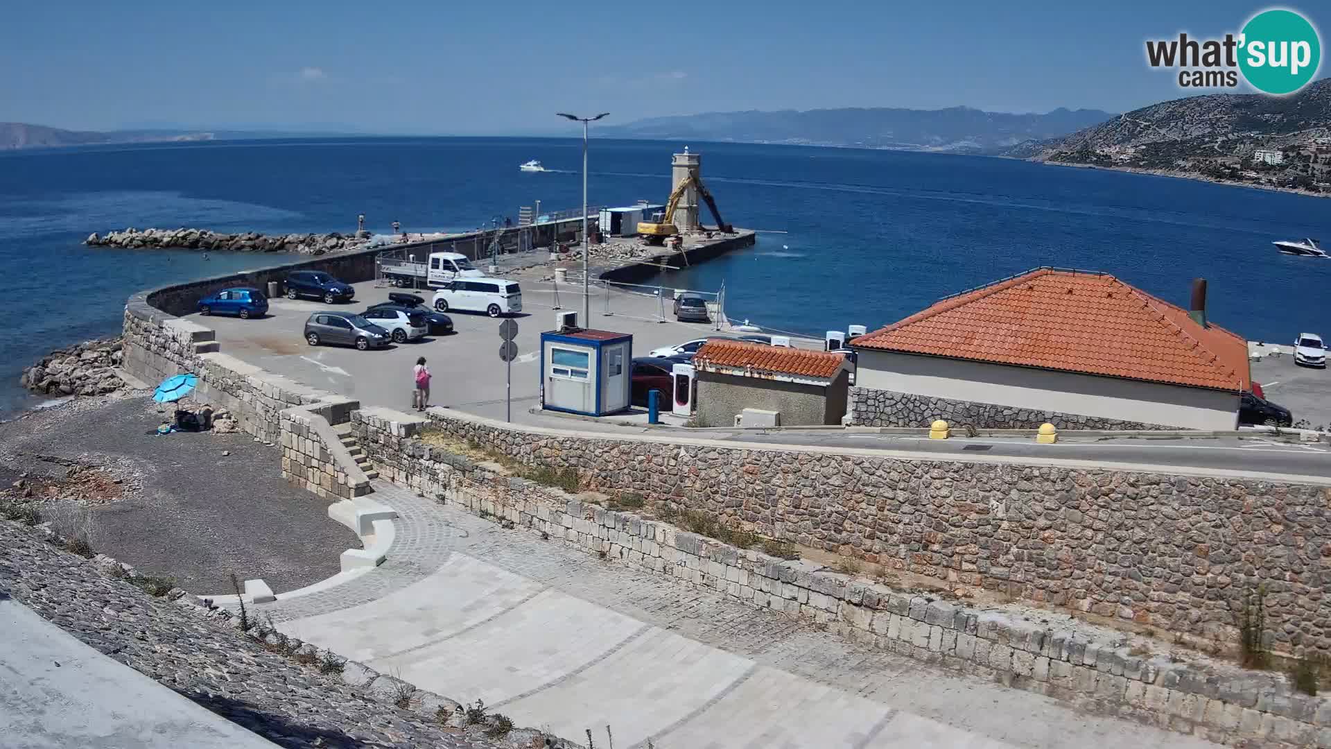 Webcam port de Senj – Vue sur la jetée et le phare