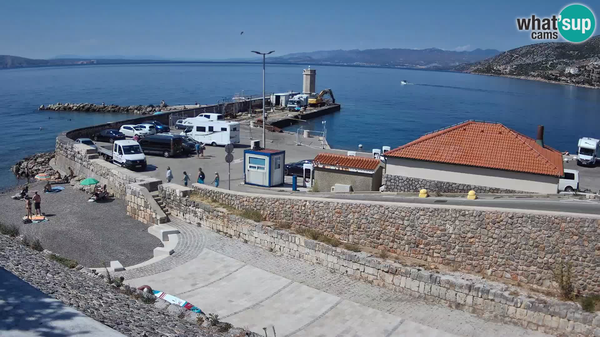 Webcam port de Senj – Vue sur la jetée et le phare