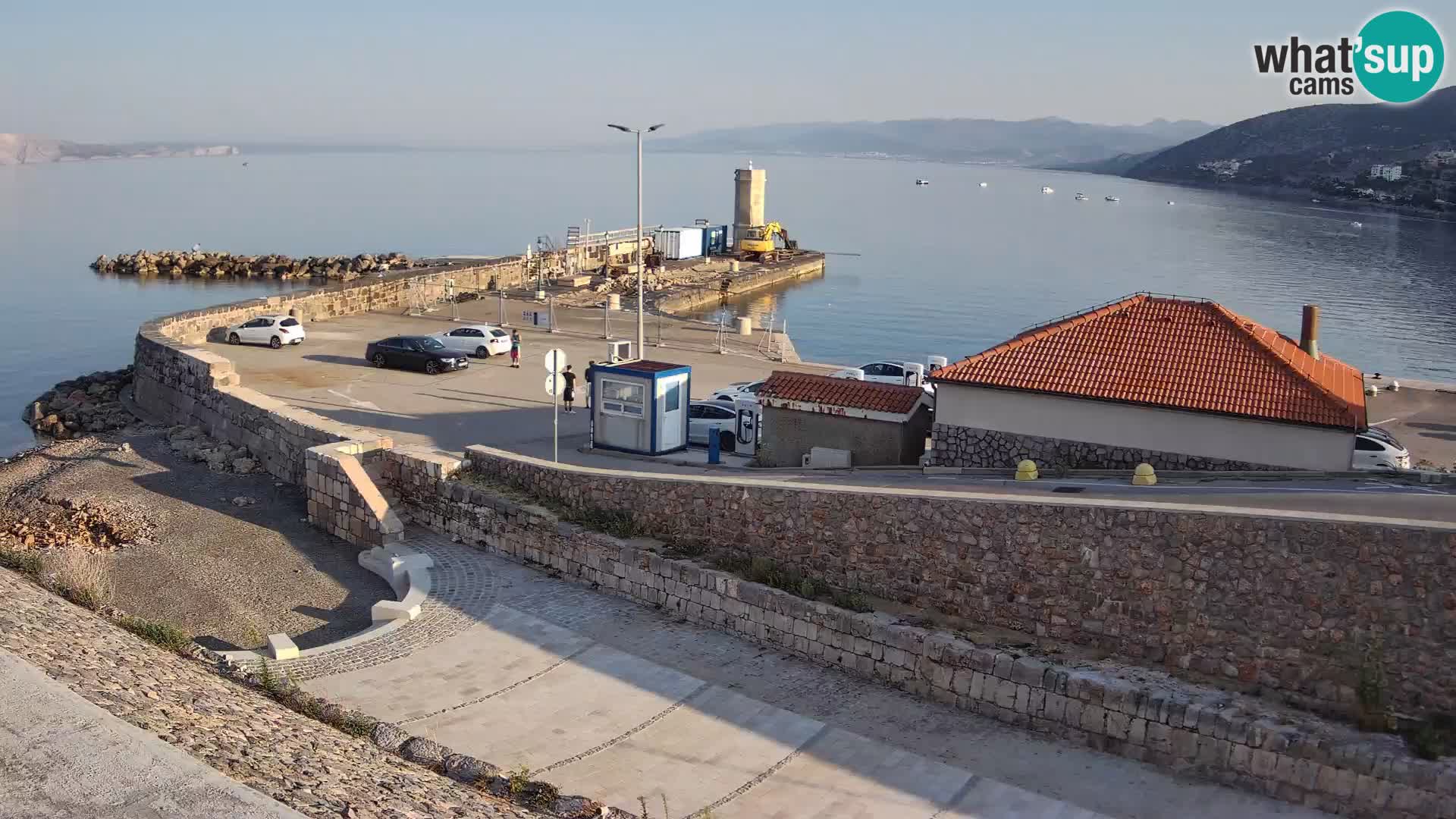 Senj Hafen Webcam – Wellenbrecher & Leuchtturm Liveblick