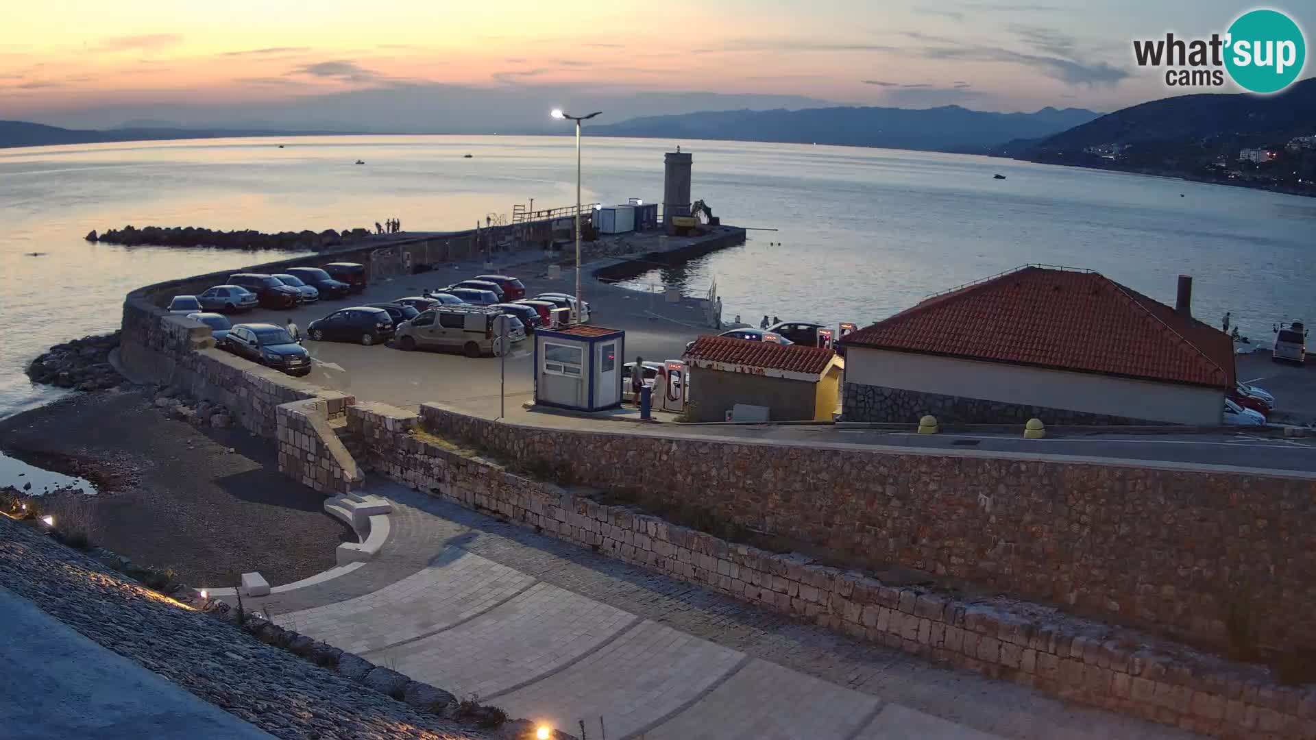 Webcam Porto di Segna – Frangiflutti e Faro in diretta