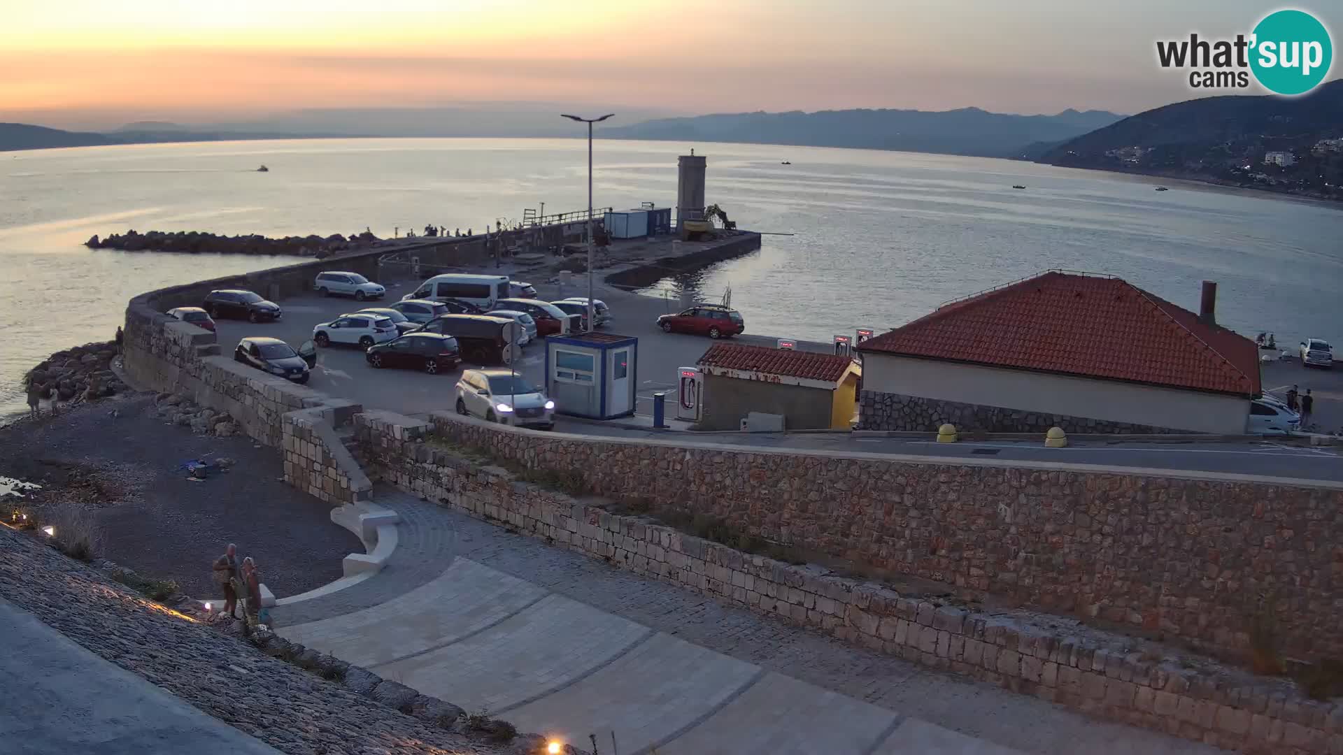 Webcam Porto di Segna – Frangiflutti e Faro in diretta