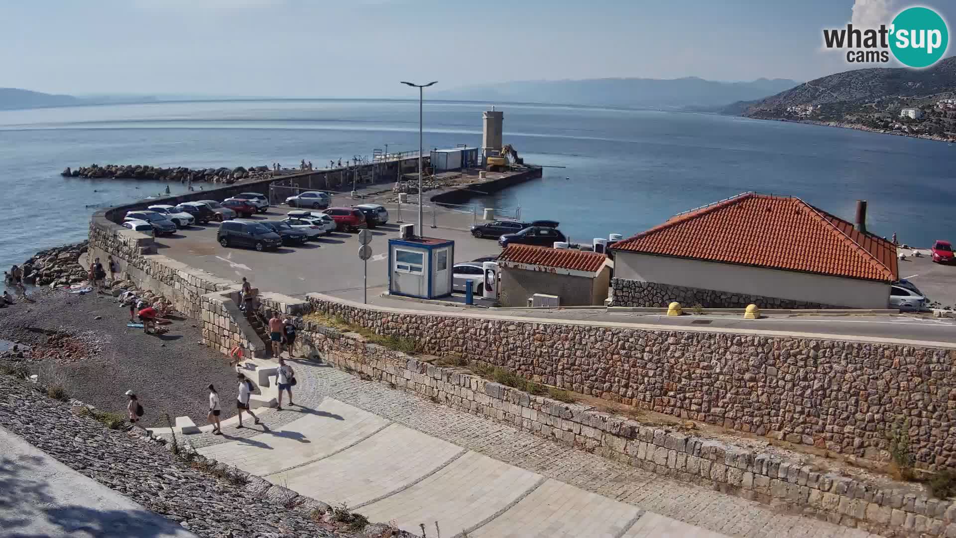Webcam port de Senj – Vue sur la jetée et le phare