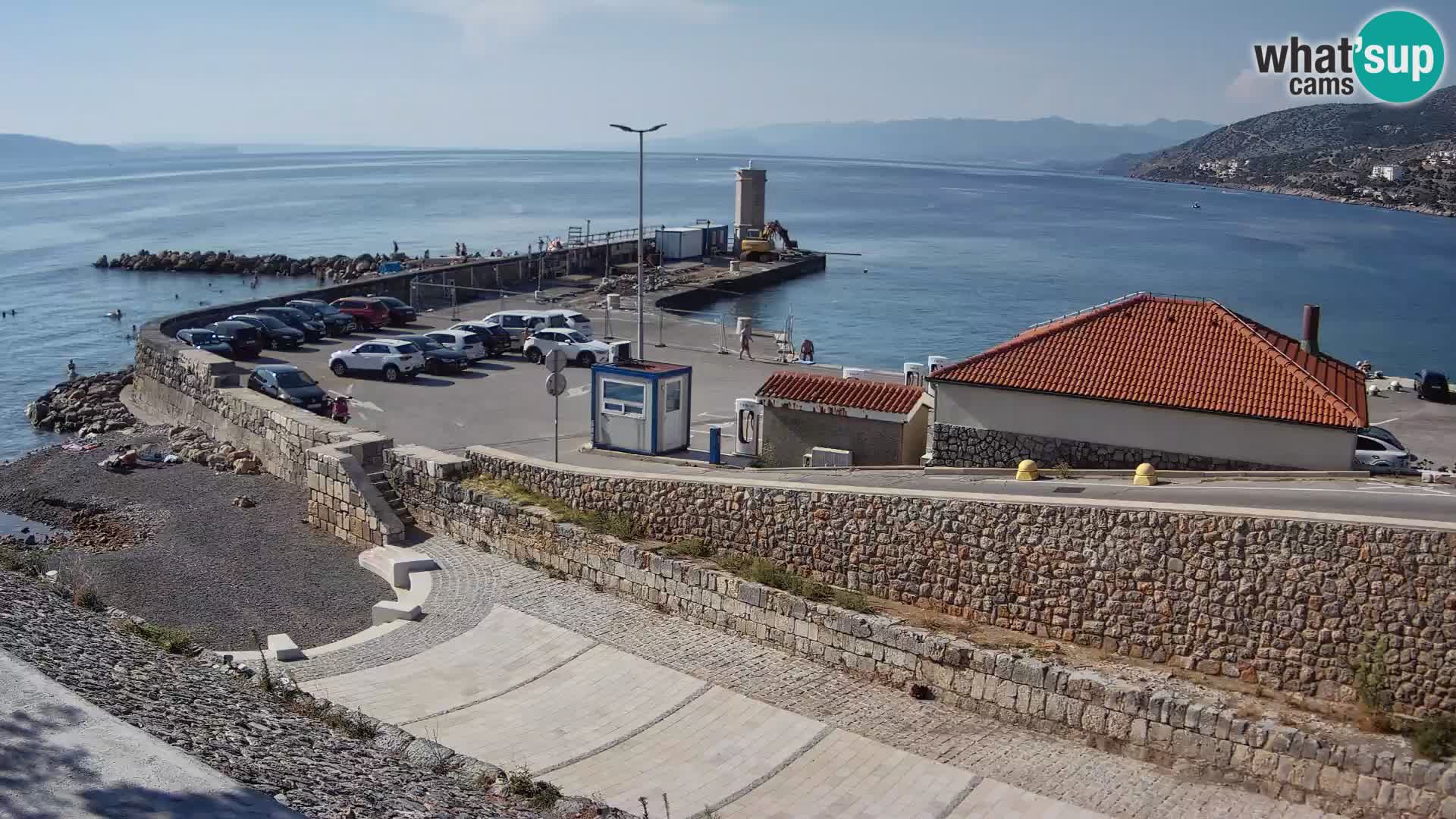 Web kamera Senj luka – Lukobran i svjetionik uživo