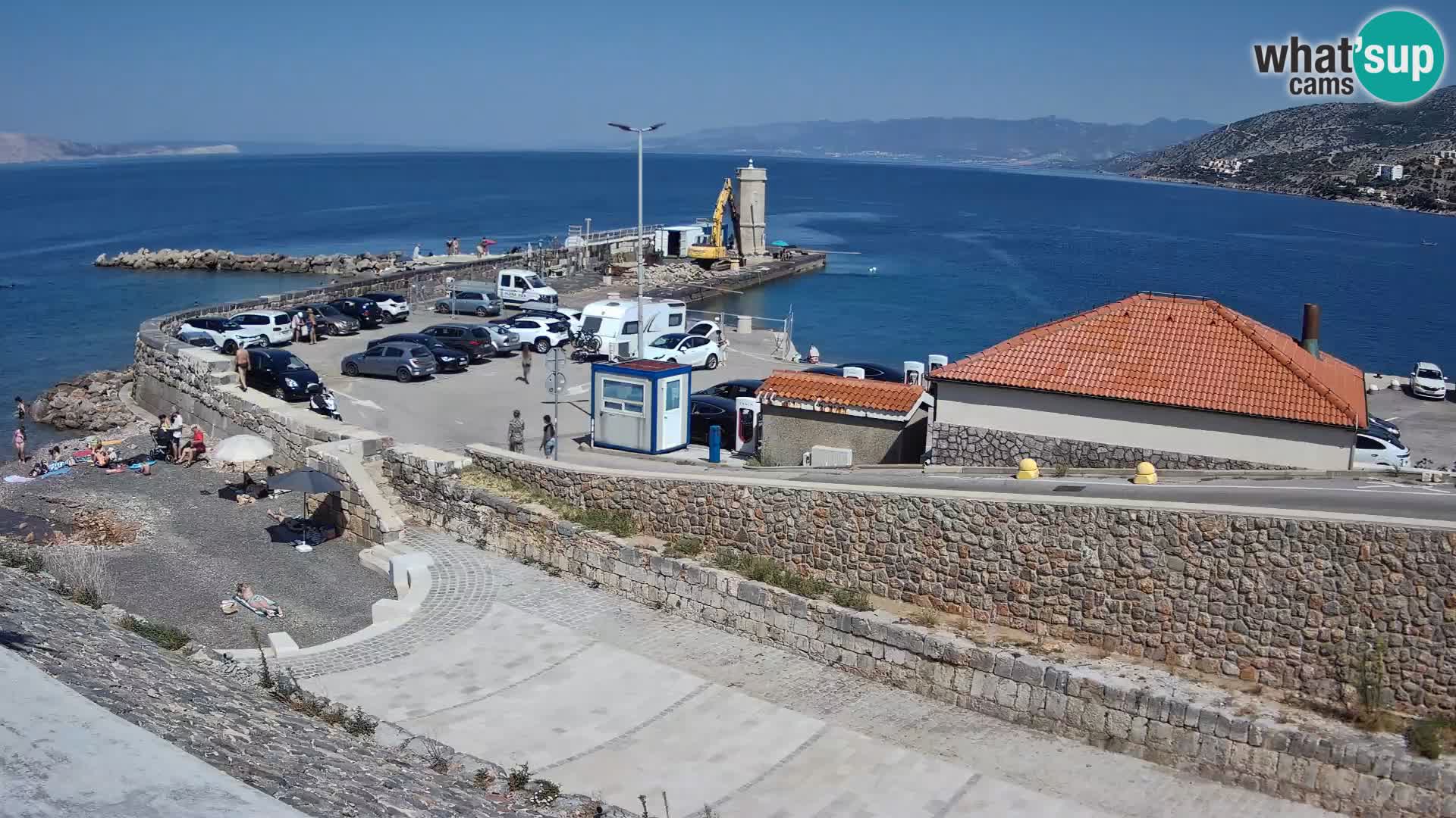 Webcam port de Senj – Vue sur la jetée et le phare