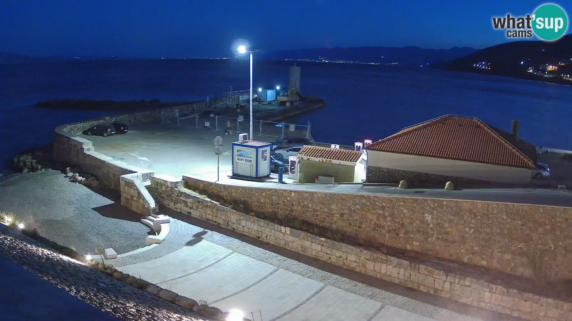 Senj Hafen Webcam – Wellenbrecher & Leuchtturm Liveblick