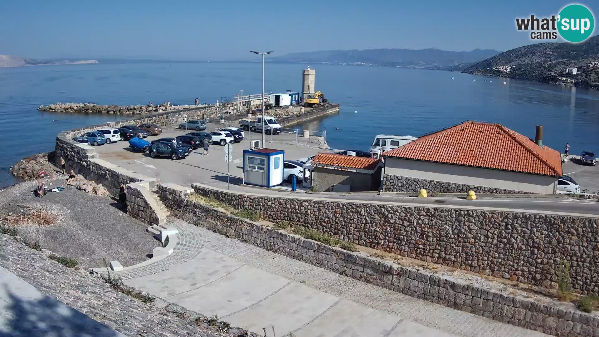 Senj Hafen Webcam – Wellenbrecher & Leuchtturm Liveblick