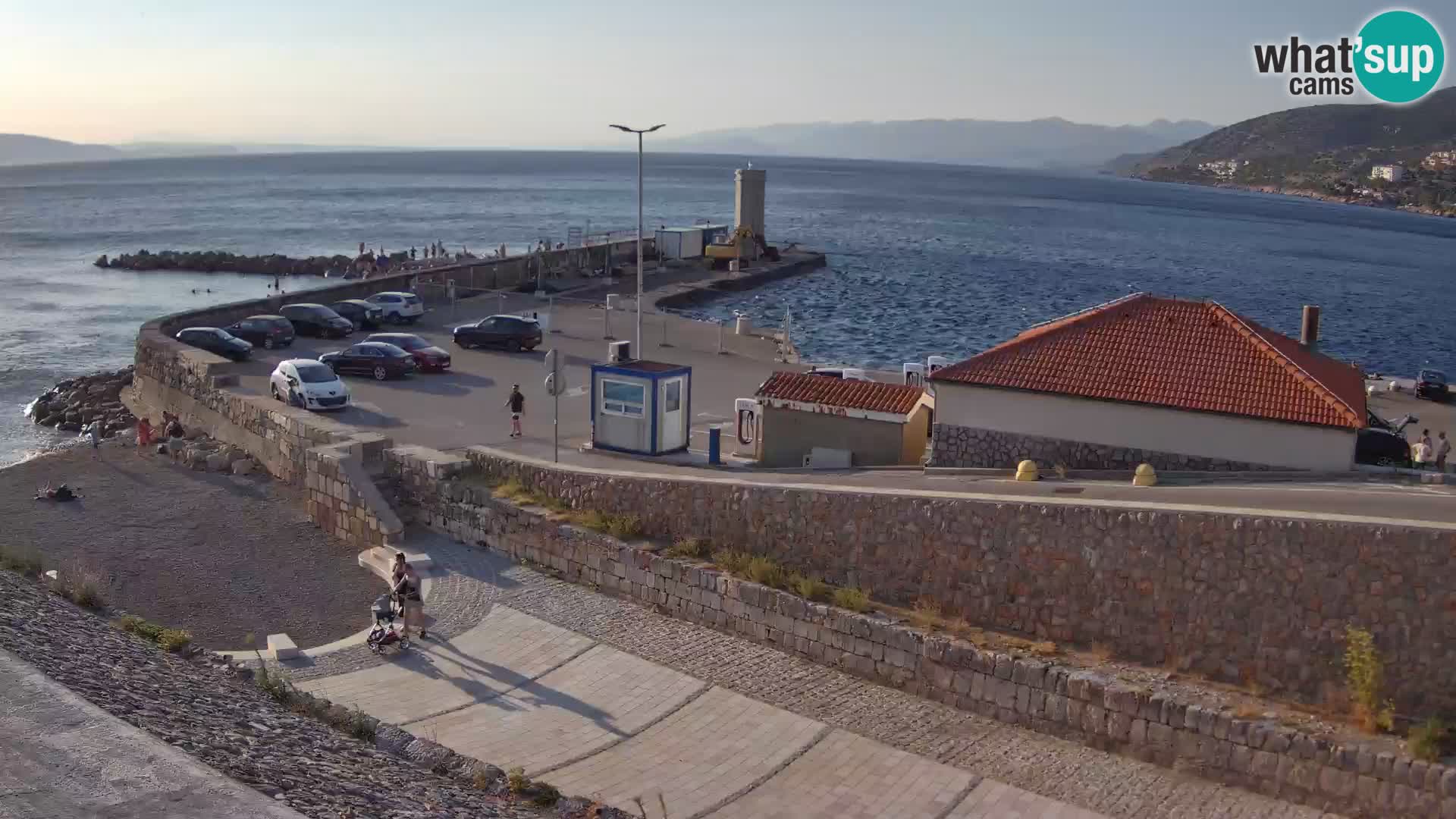 Webcam Porto di Segna – Frangiflutti e Faro in diretta