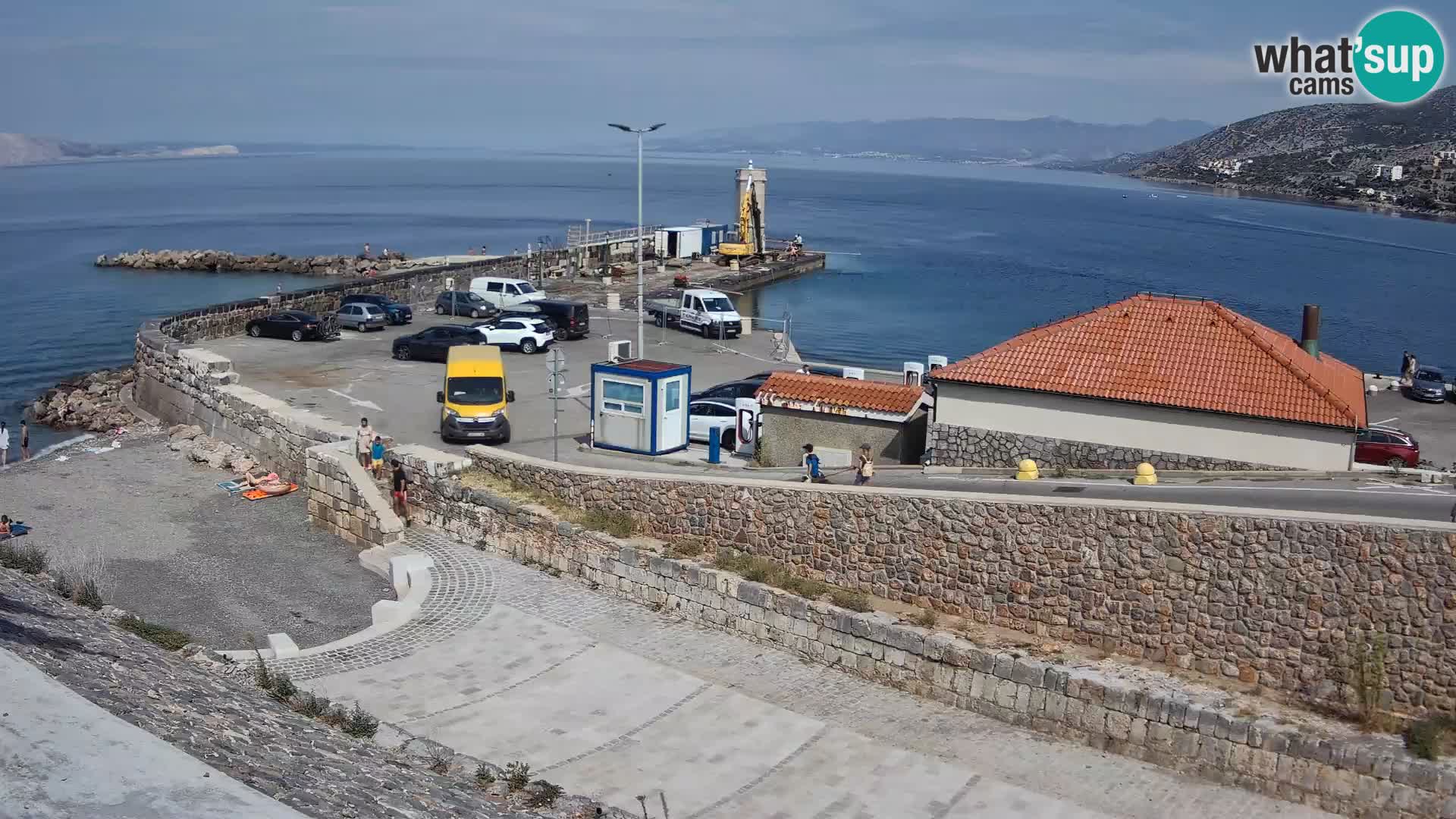 Web kamera Senj luka – Lukobran i svjetionik uživo