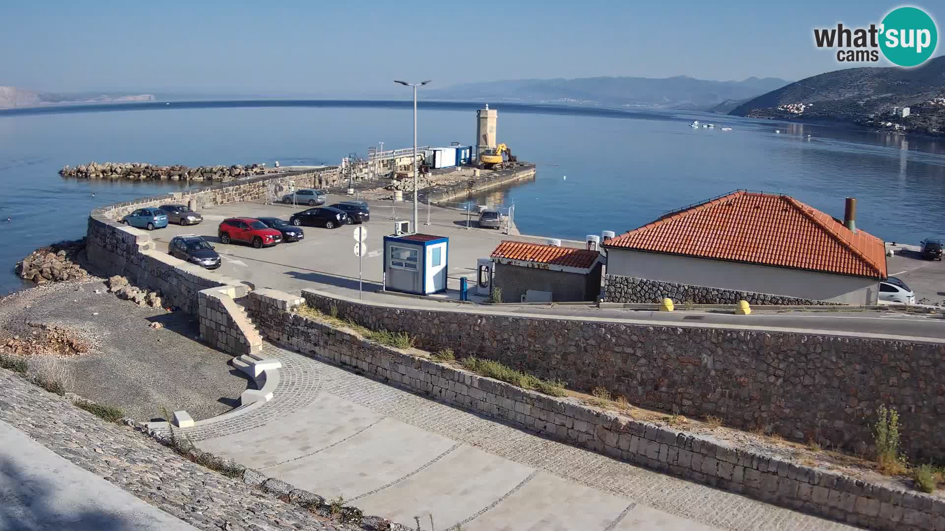 Senj Hafen Webcam – Wellenbrecher & Leuchtturm Liveblick