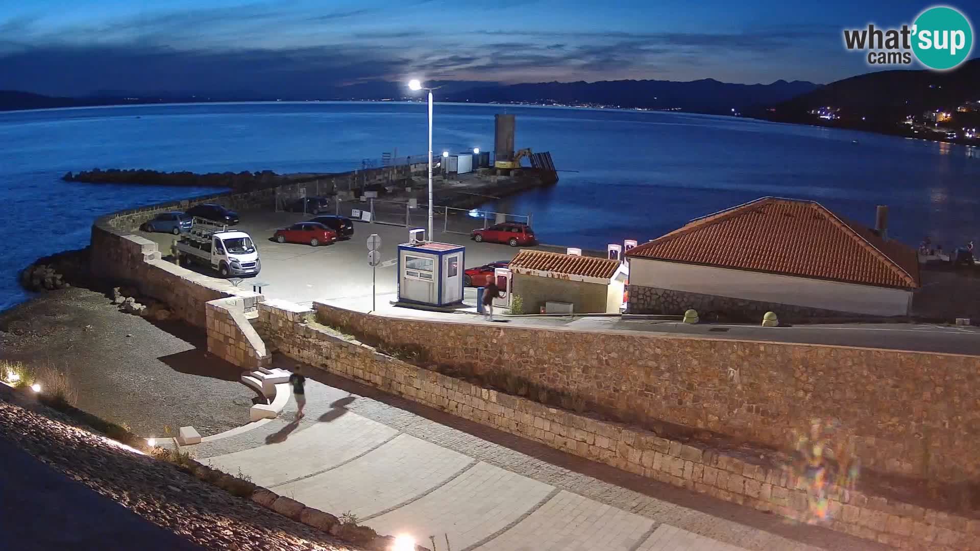 Senj Hafen Webcam – Wellenbrecher & Leuchtturm Liveblick