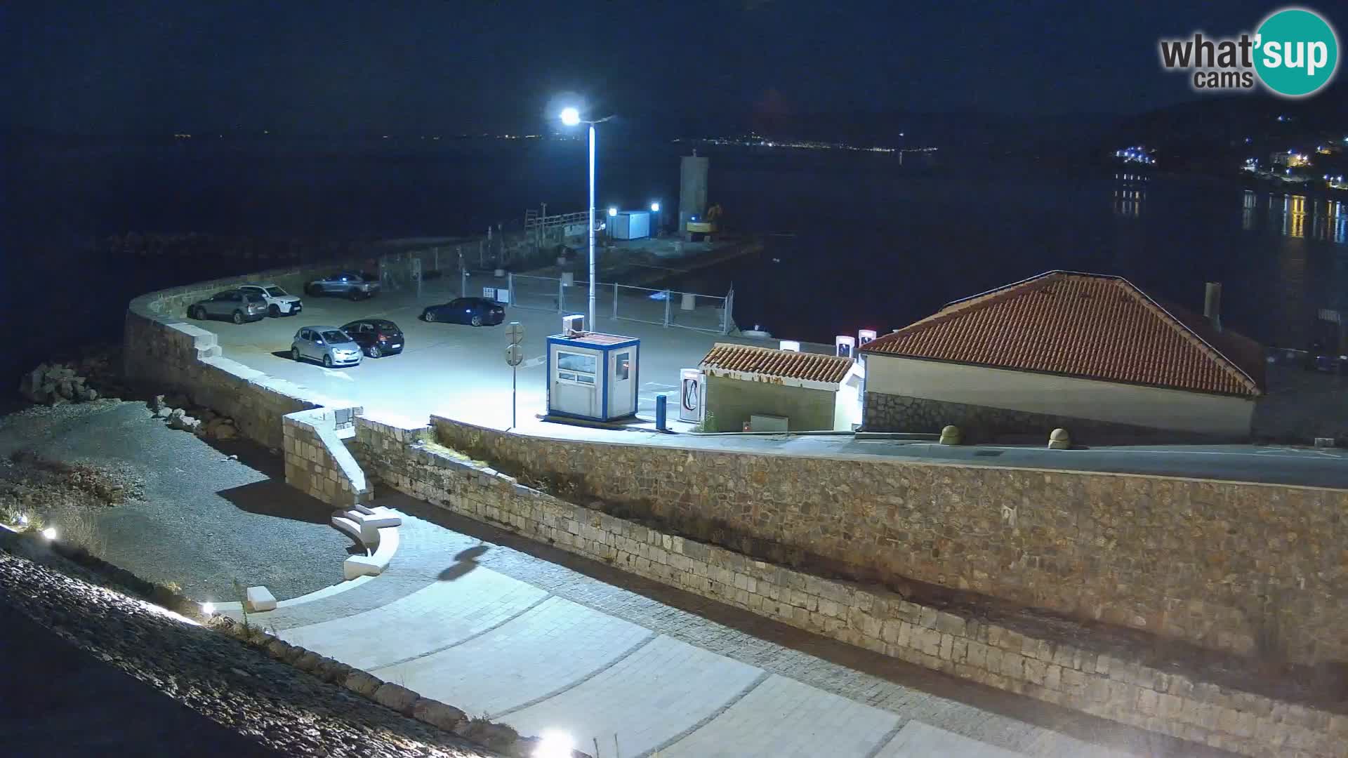 Webcam port de Senj – Vue sur la jetée et le phare