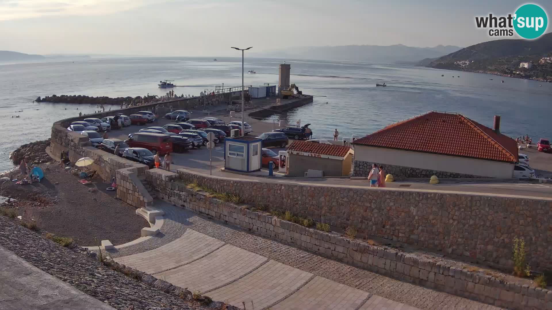Senj Hafen Webcam – Wellenbrecher & Leuchtturm Liveblick