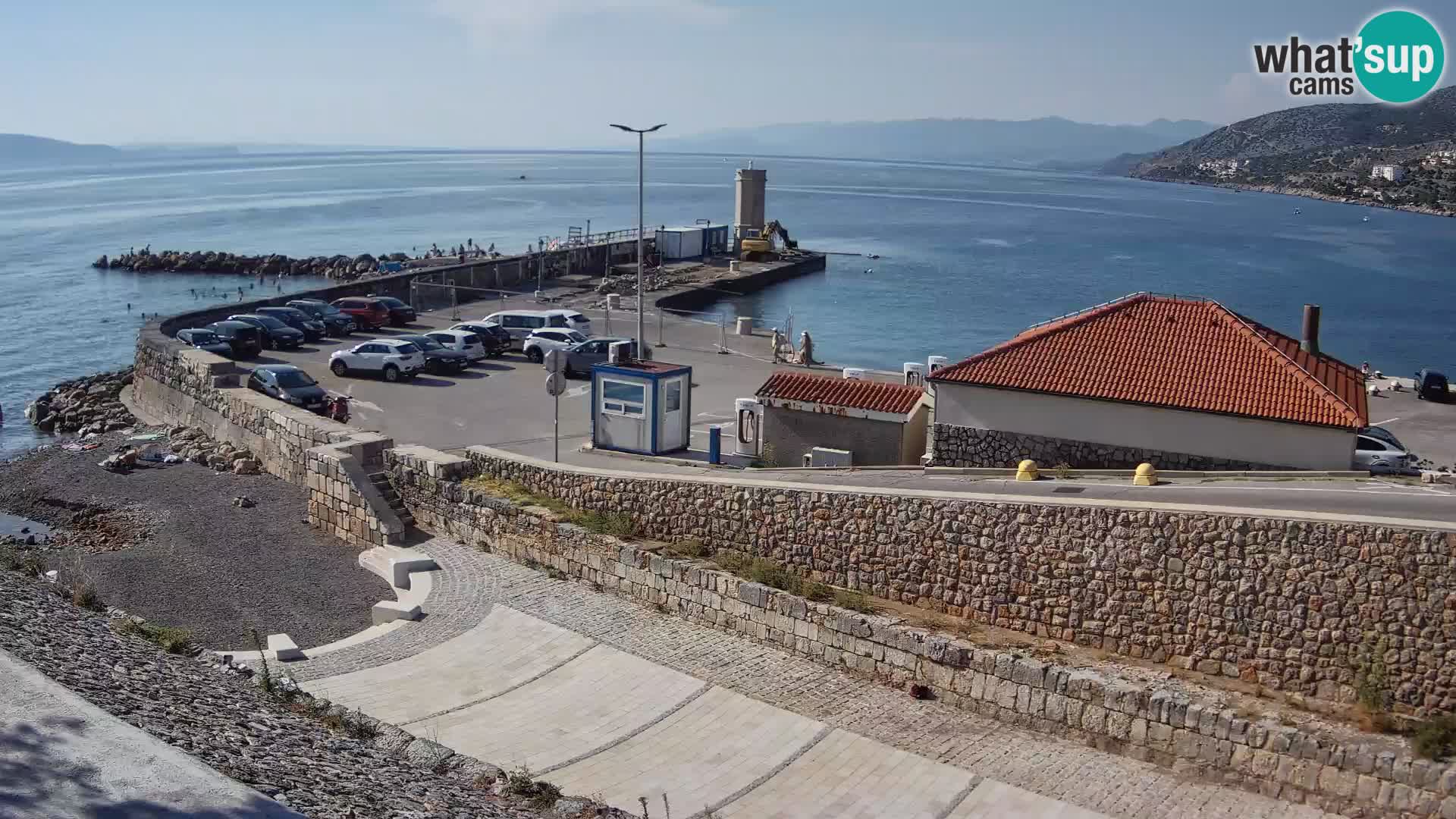 Webcam port de Senj – Vue sur la jetée et le phare