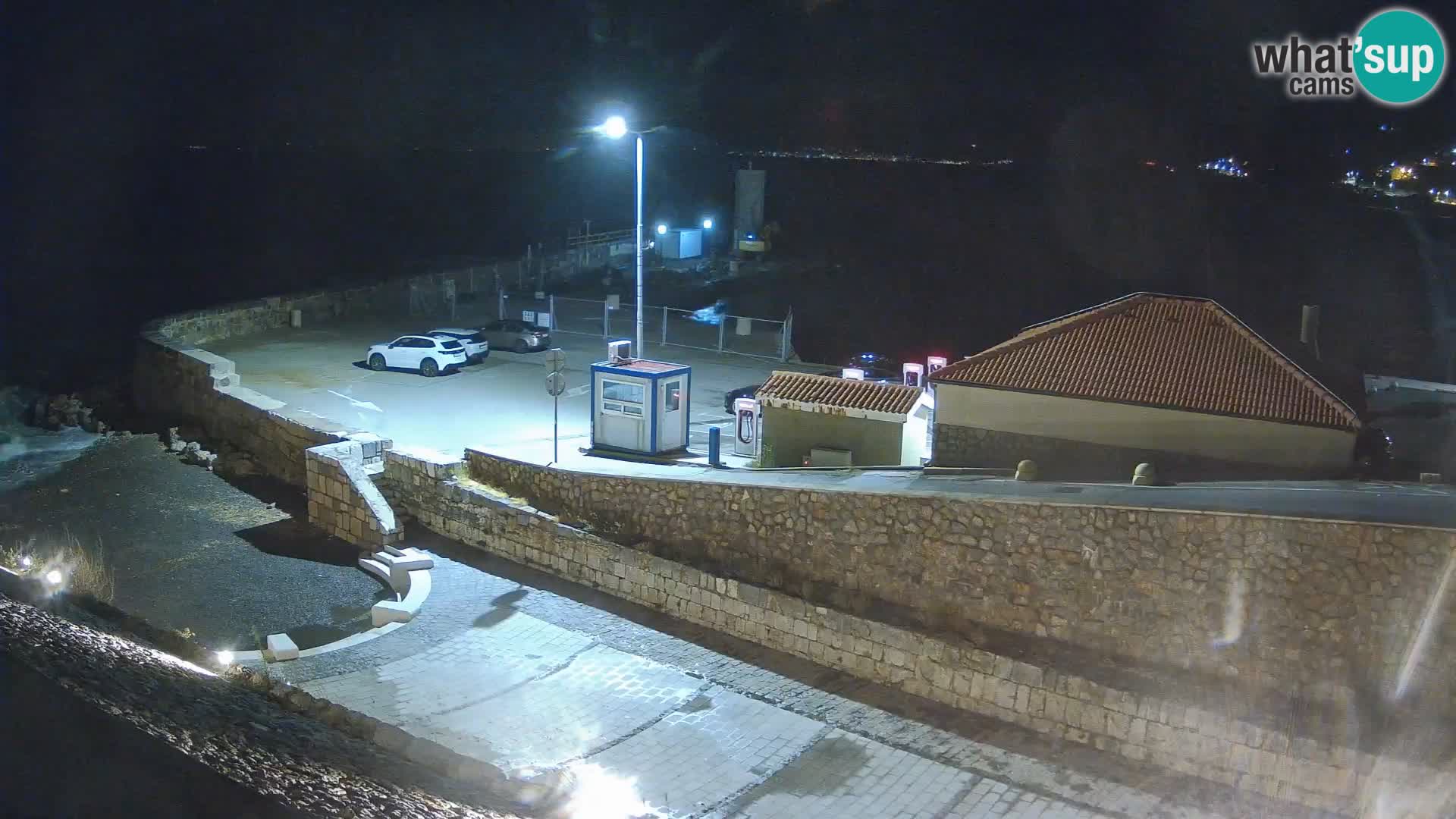 Senj Hafen Webcam – Wellenbrecher & Leuchtturm Liveblick