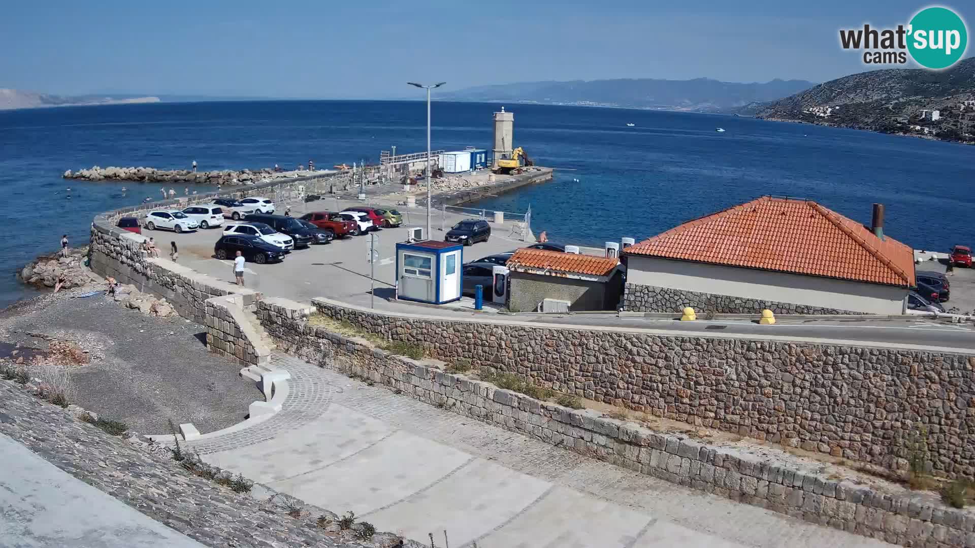 Senj Hafen Webcam – Wellenbrecher & Leuchtturm Liveblick