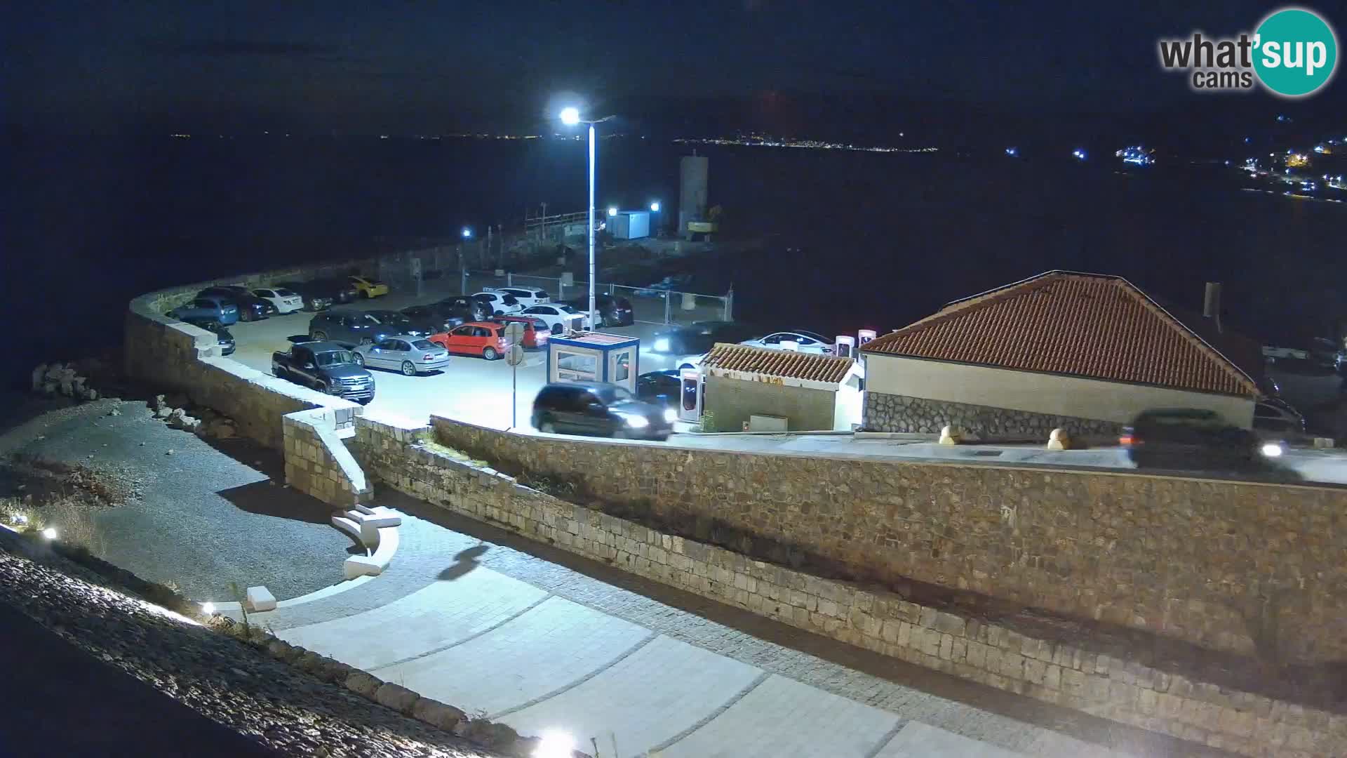 Senj Hafen Webcam – Wellenbrecher & Leuchtturm Liveblick