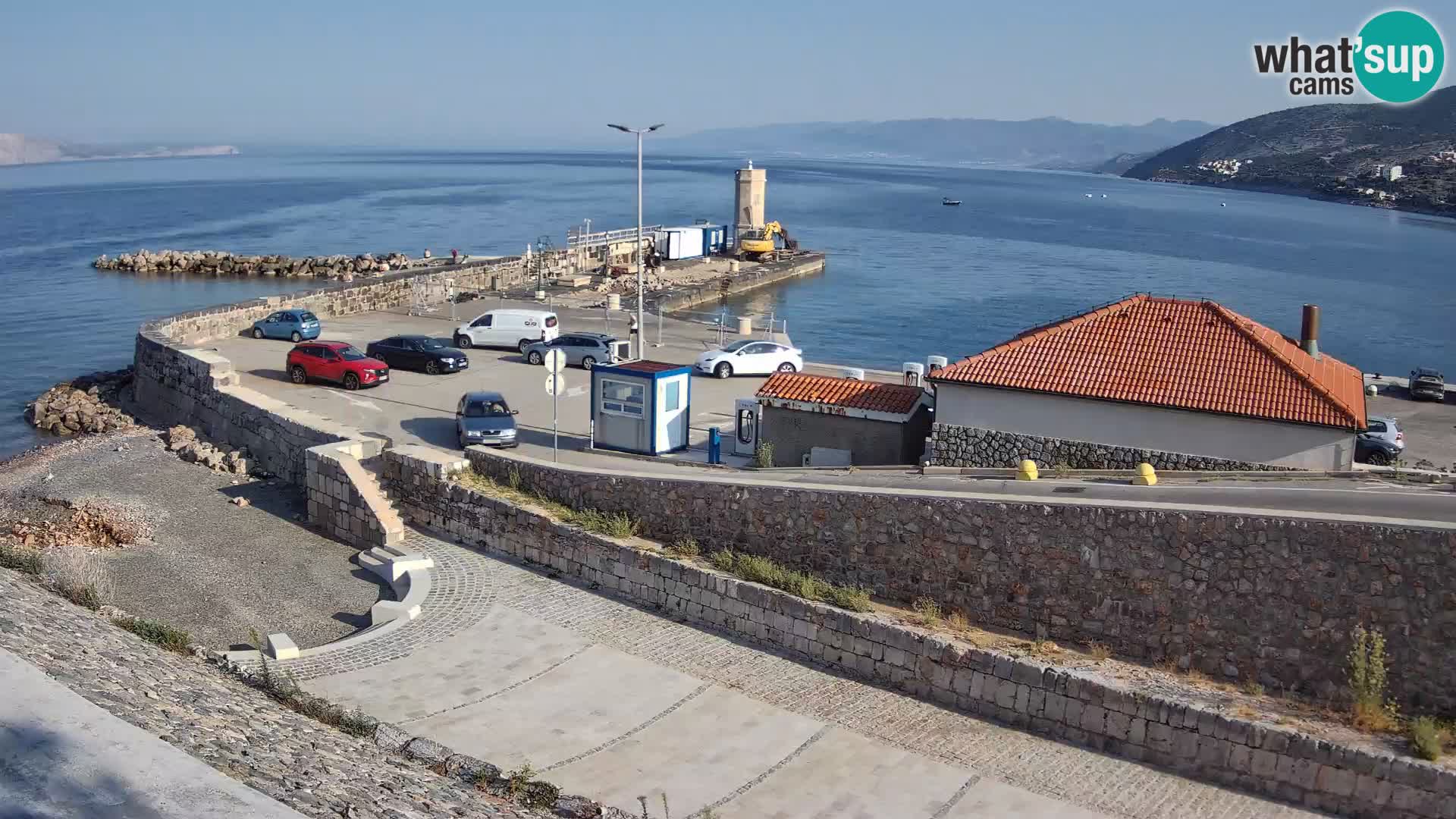 Senj Hafen Webcam – Wellenbrecher & Leuchtturm Liveblick