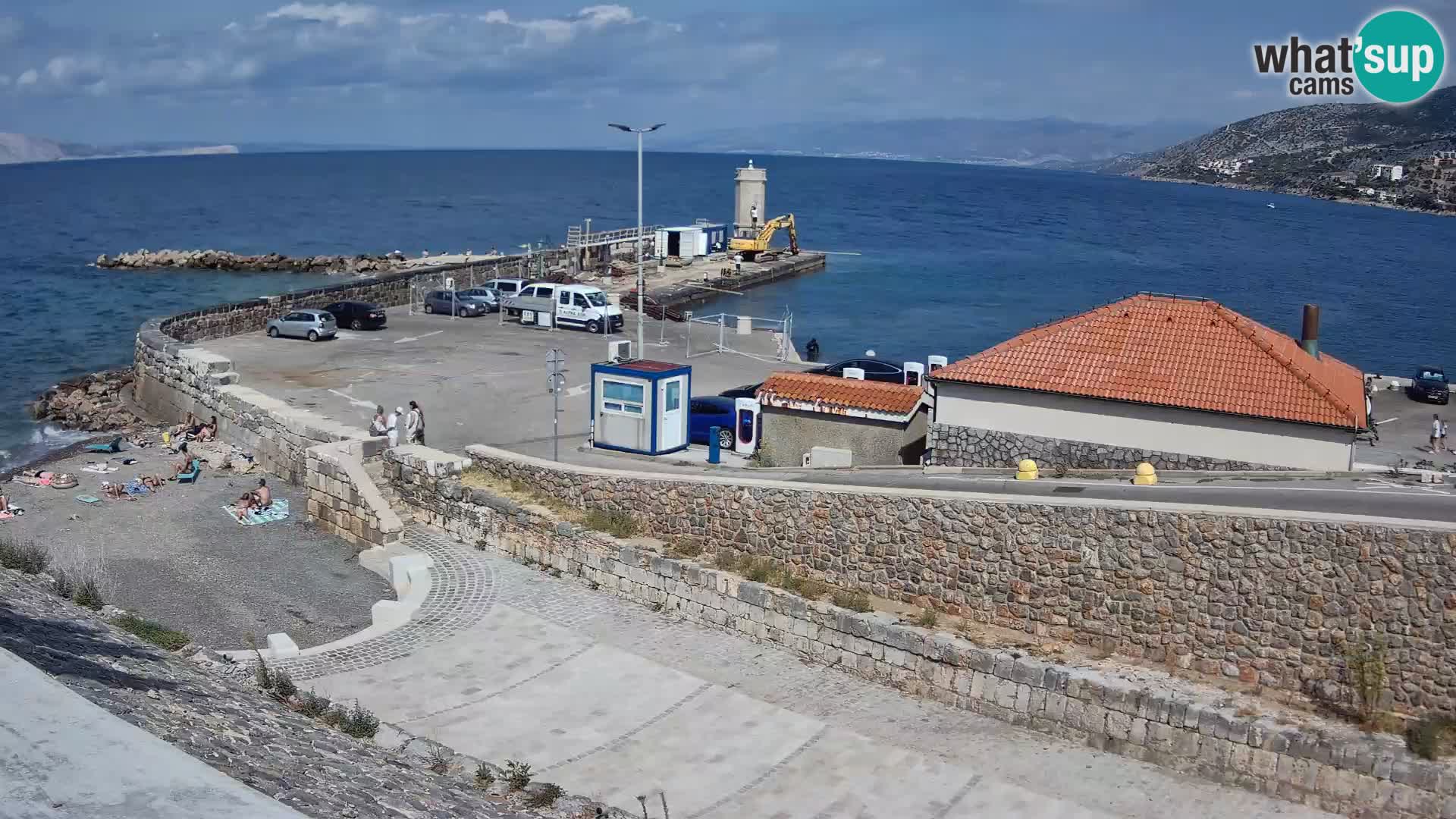 Webcam port de Senj – Vue sur la jetée et le phare