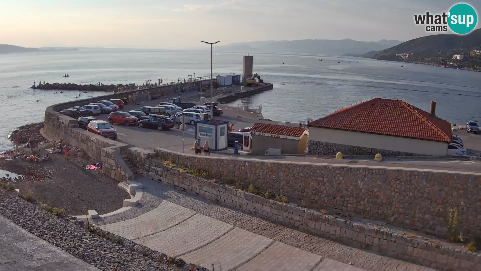 Webcam Porto di Segna – Frangiflutti e Faro in diretta
