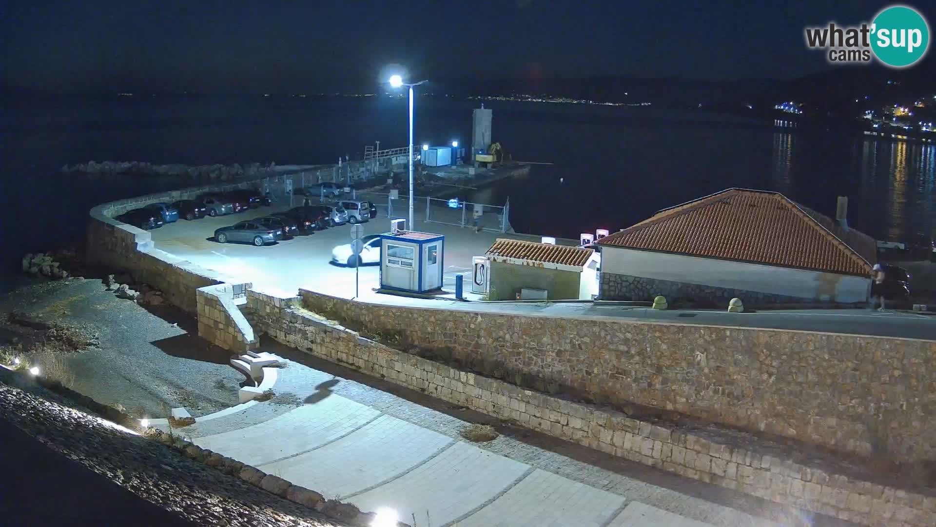 Webcam port de Senj – Vue sur la jetée et le phare