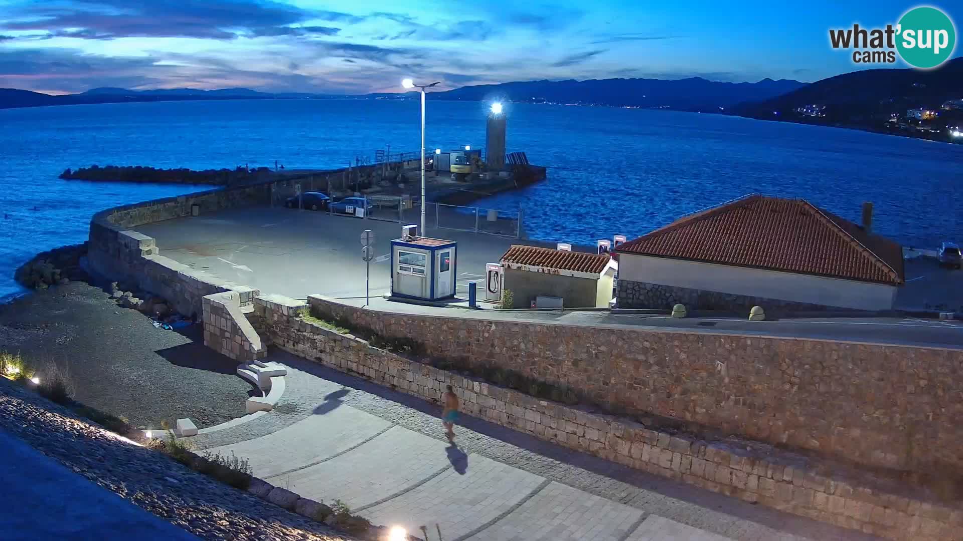Webcam Porto di Segna – Frangiflutti e Faro in diretta