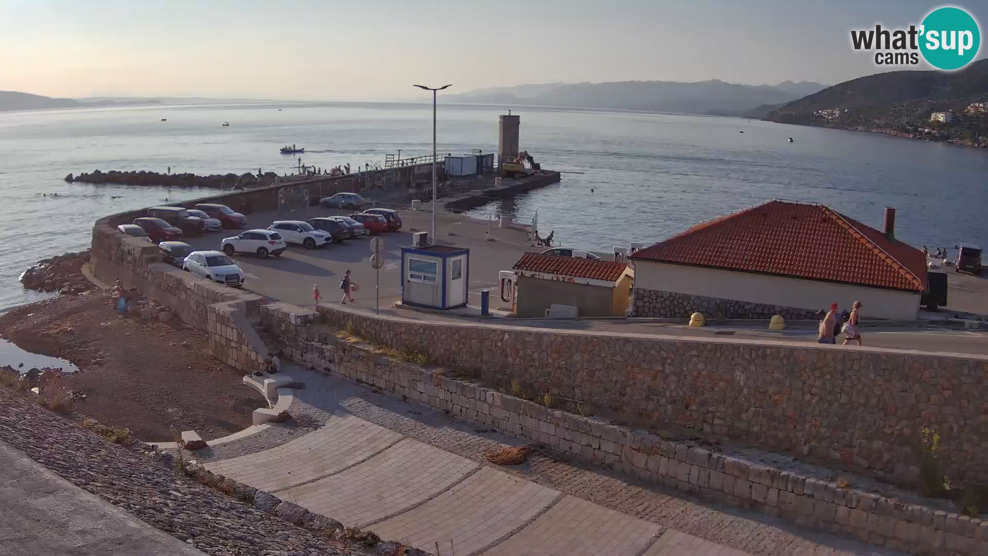 Senj Hafen Webcam – Wellenbrecher & Leuchtturm Liveblick