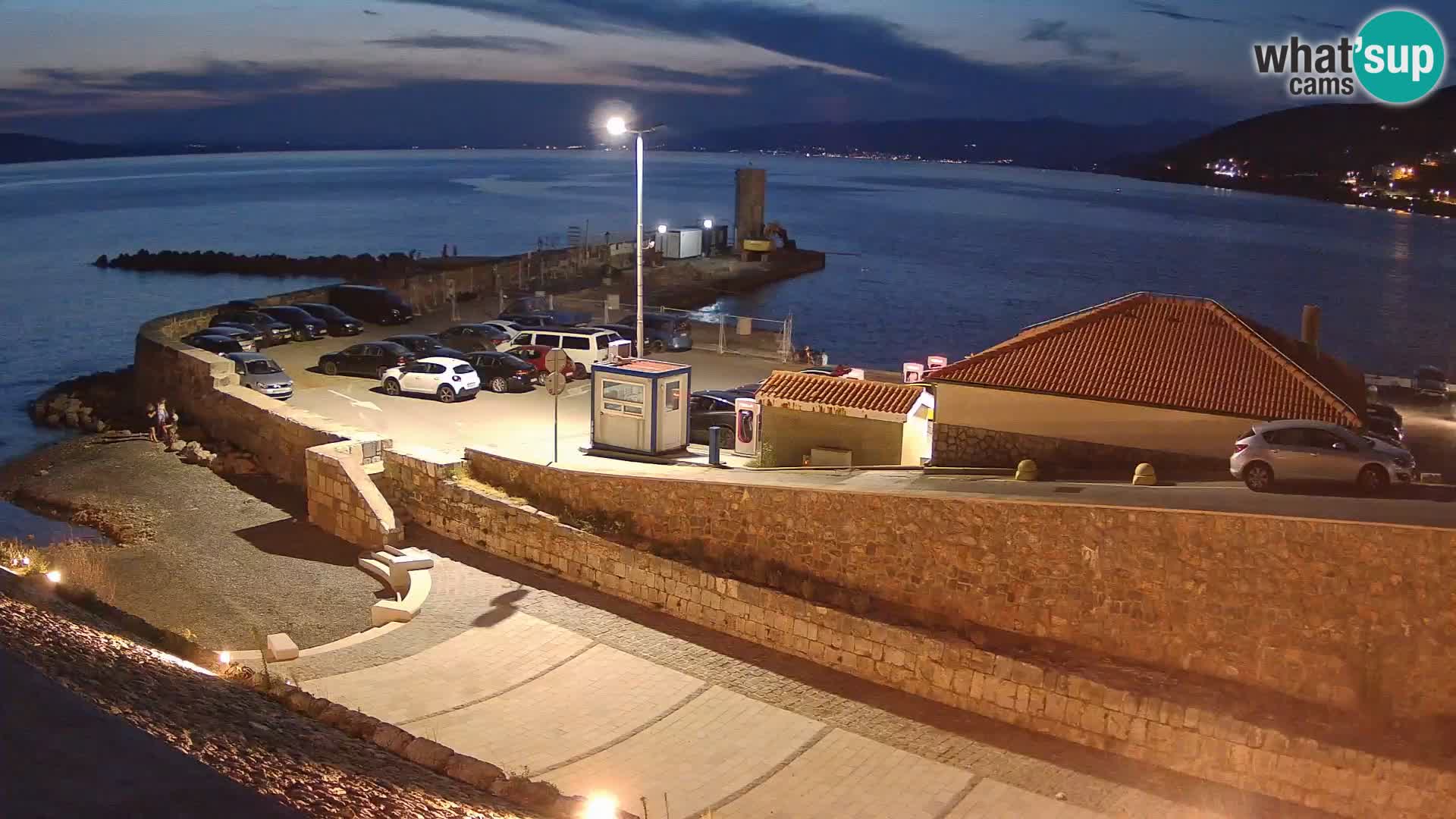Web kamera Senj luka – Lukobran i svjetionik uživo