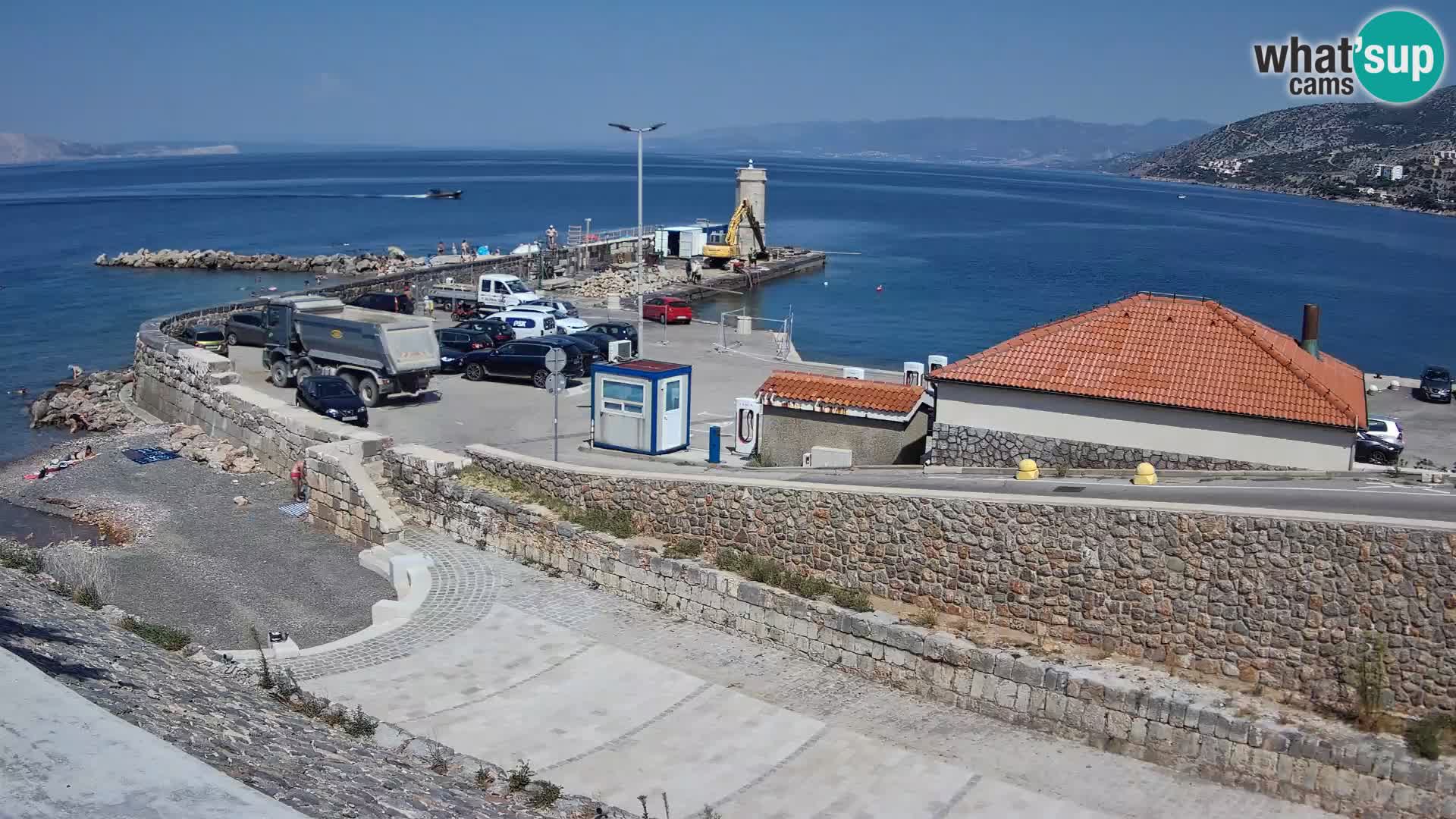 Senj Hafen Webcam – Wellenbrecher & Leuchtturm Liveblick