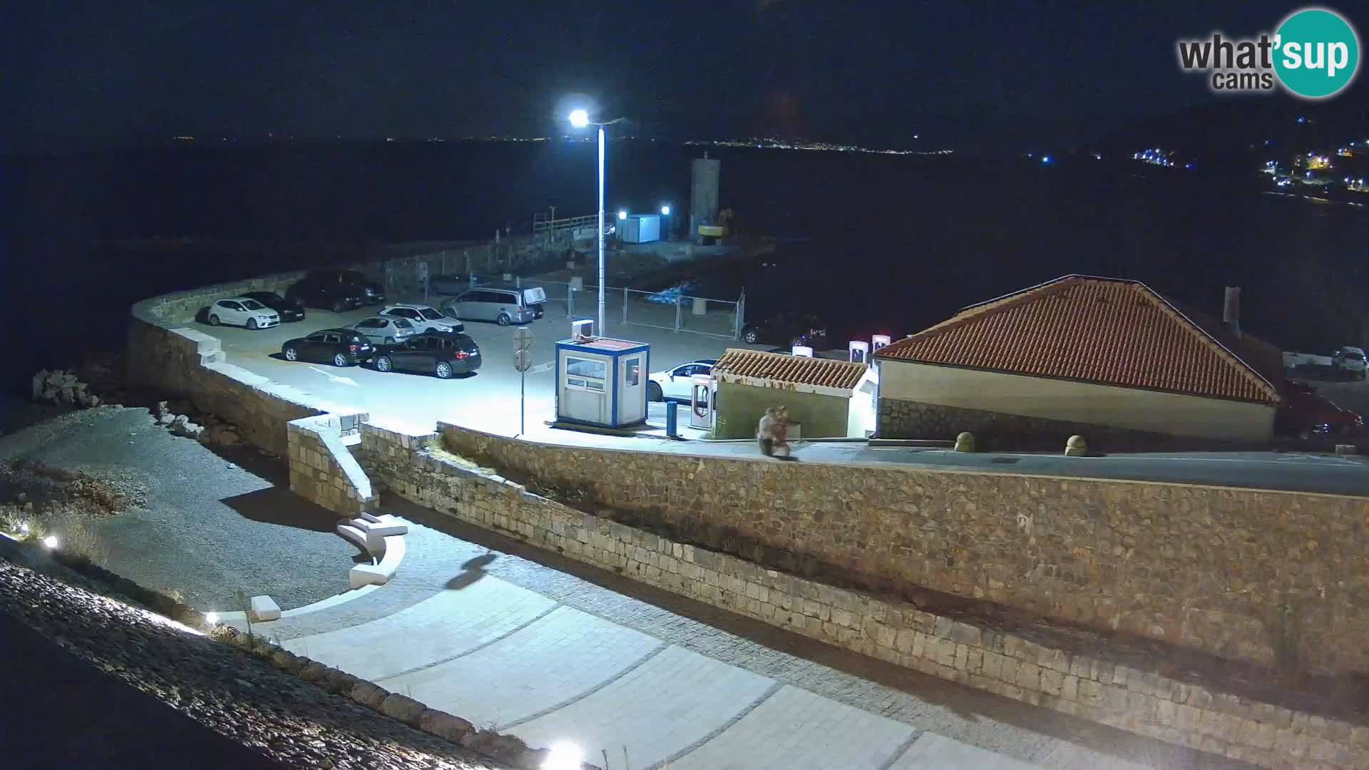 Senj Hafen Webcam – Wellenbrecher & Leuchtturm Liveblick