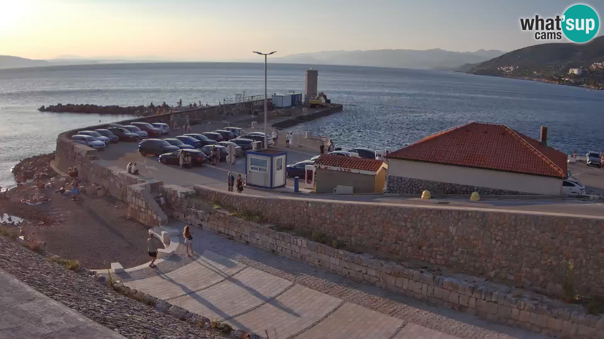 Webcam Porto di Segna – Frangiflutti e Faro in diretta