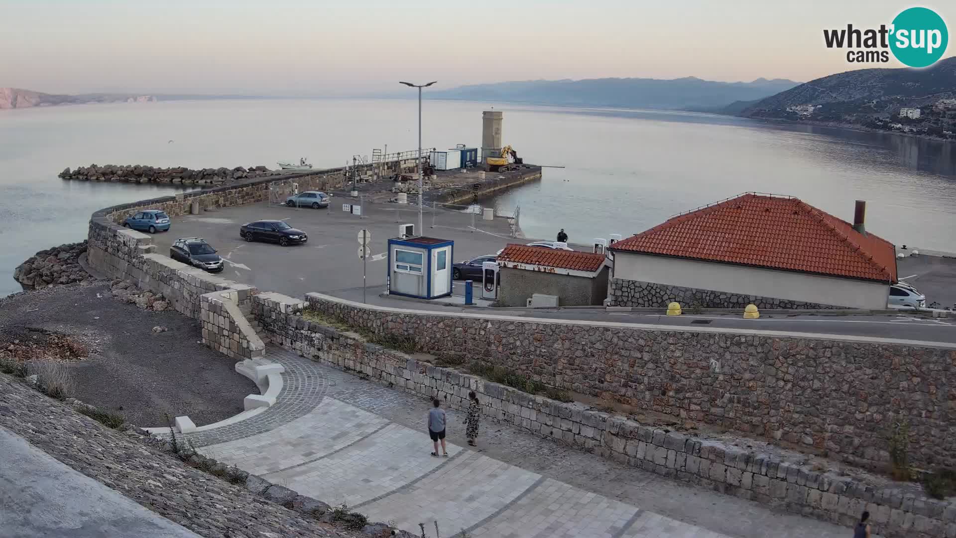 Senj Hafen Webcam – Wellenbrecher & Leuchtturm Liveblick