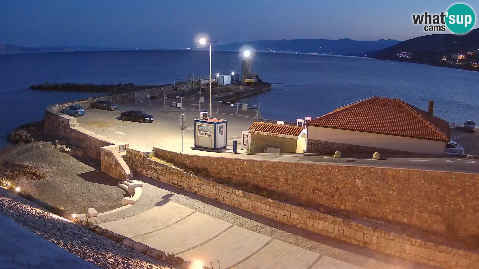 Webcam Porto di Segna – Frangiflutti e Faro in diretta