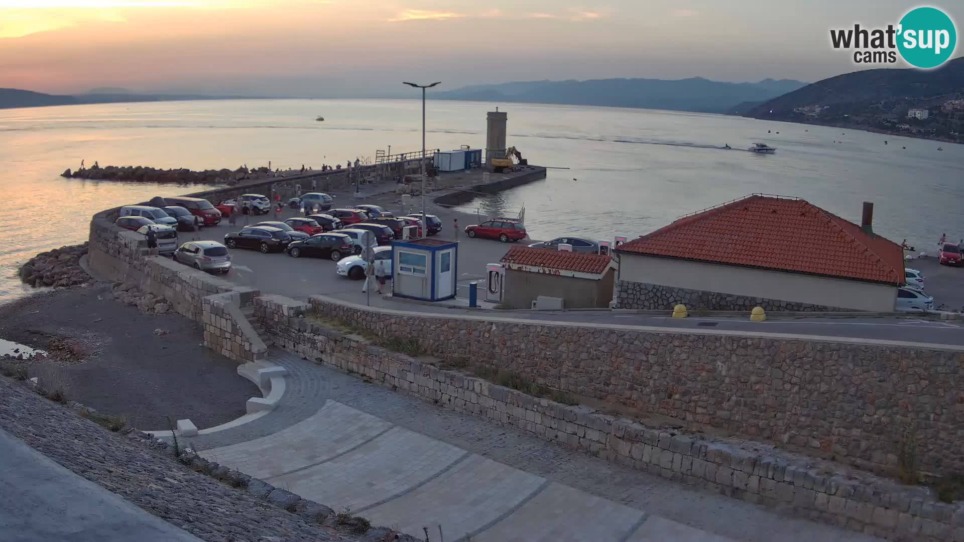 Webcam port de Senj – Vue sur la jetée et le phare