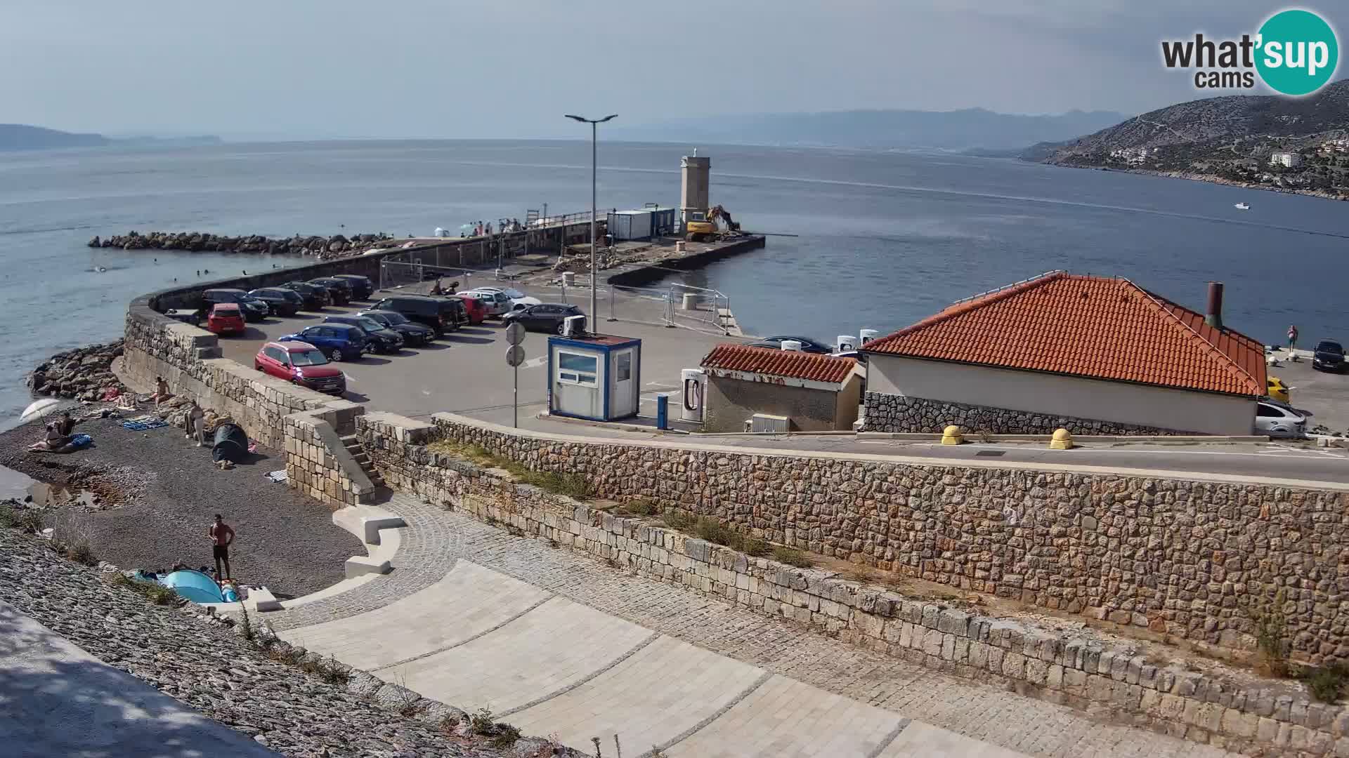 Webcam port de Senj – Vue sur la jetée et le phare
