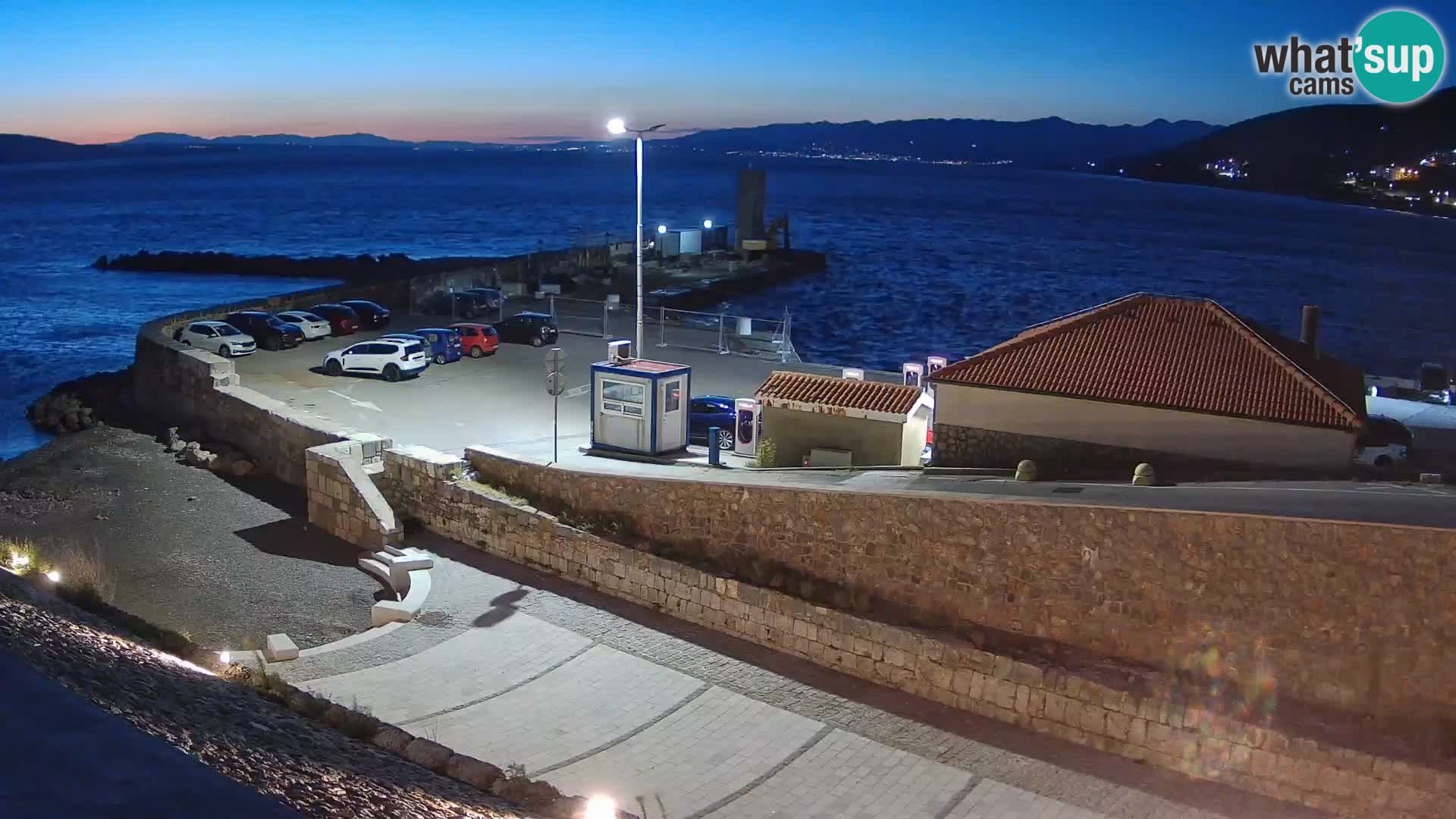 Webcam Porto di Segna – Frangiflutti e Faro in diretta