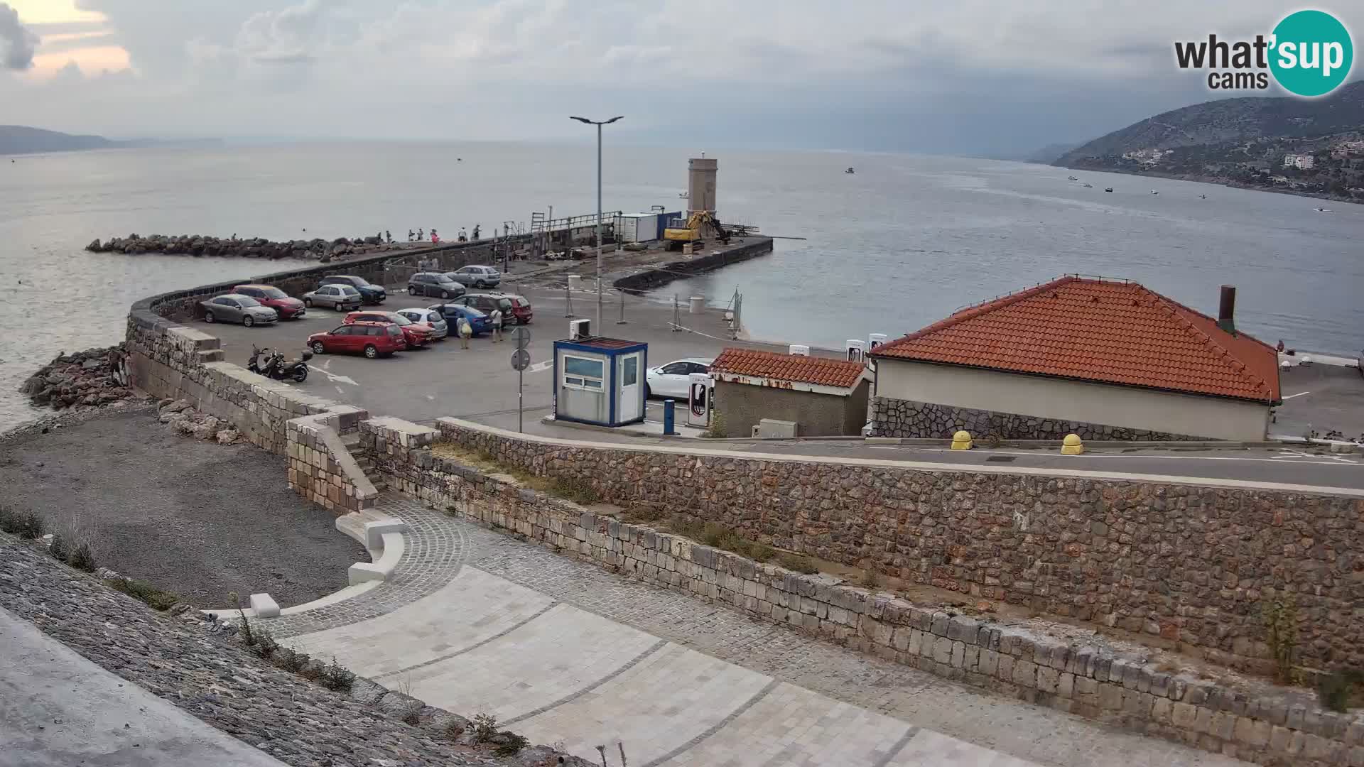 Senj Hafen Webcam – Wellenbrecher & Leuchtturm Liveblick