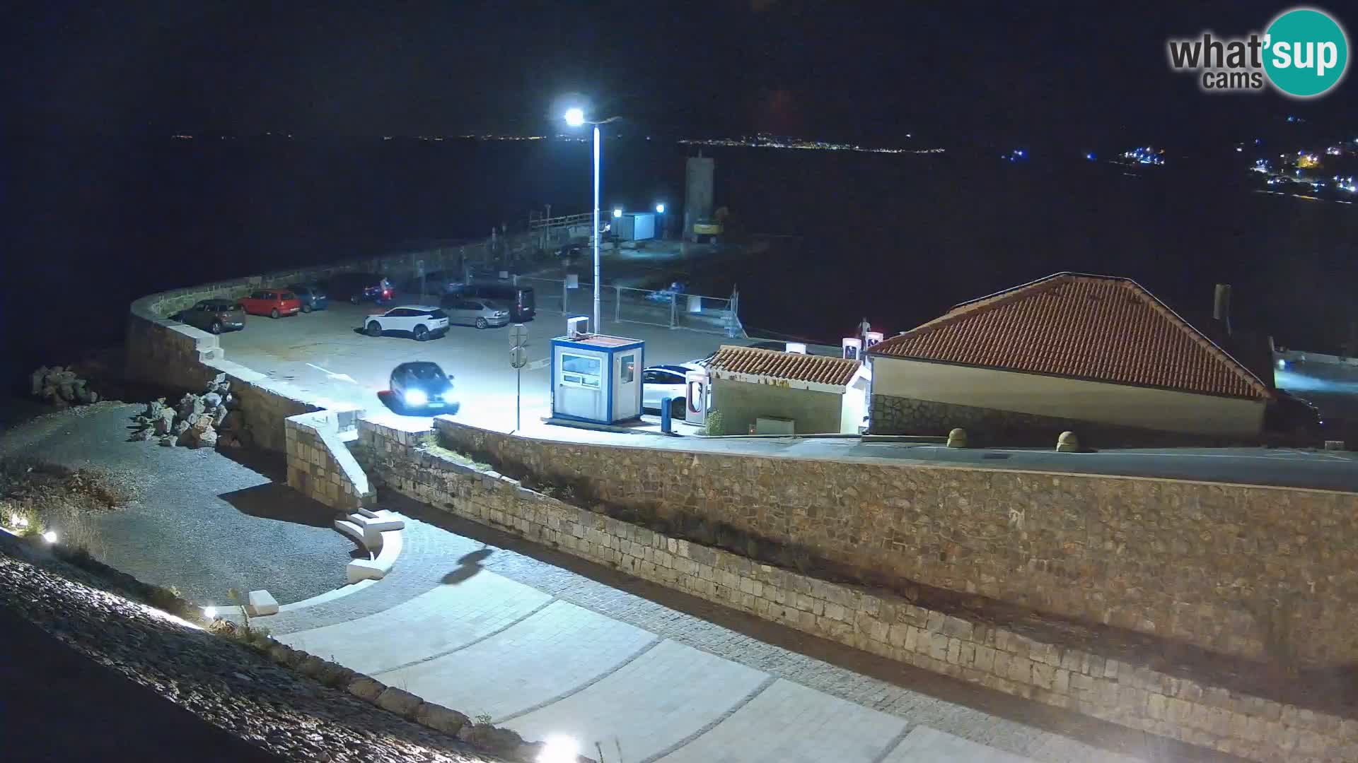 Webcam port de Senj – Vue sur la jetée et le phare