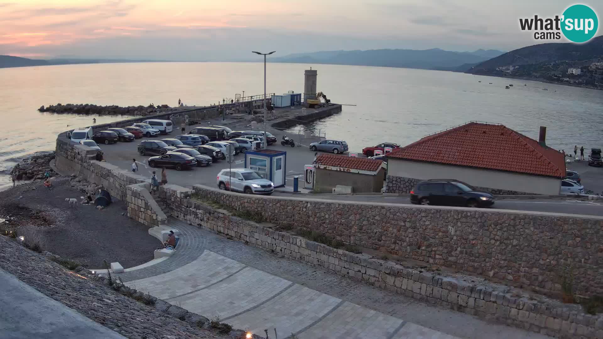 Webcam Porto di Segna – Frangiflutti e Faro in diretta