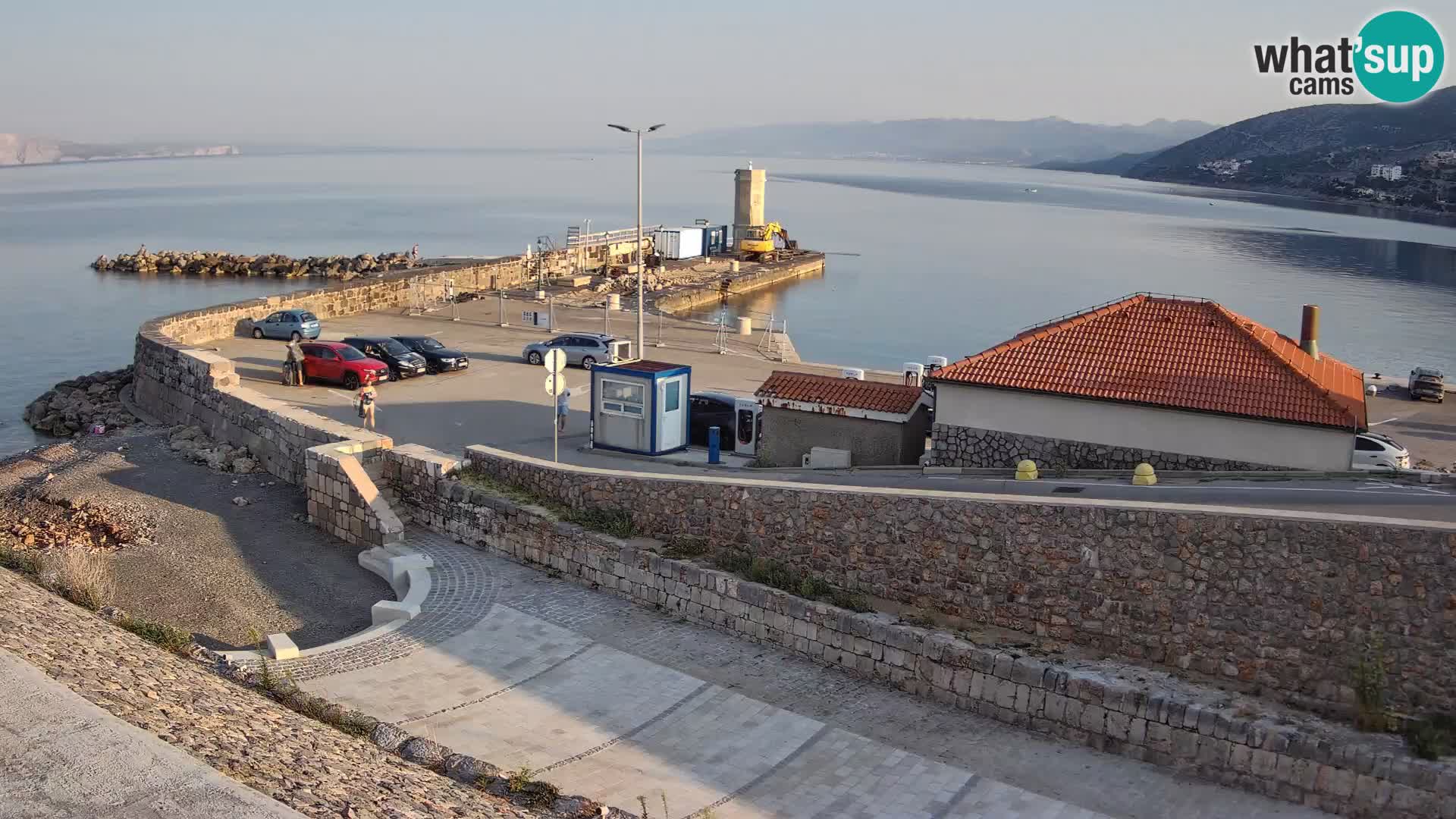 Senj Hafen Webcam – Wellenbrecher & Leuchtturm Liveblick