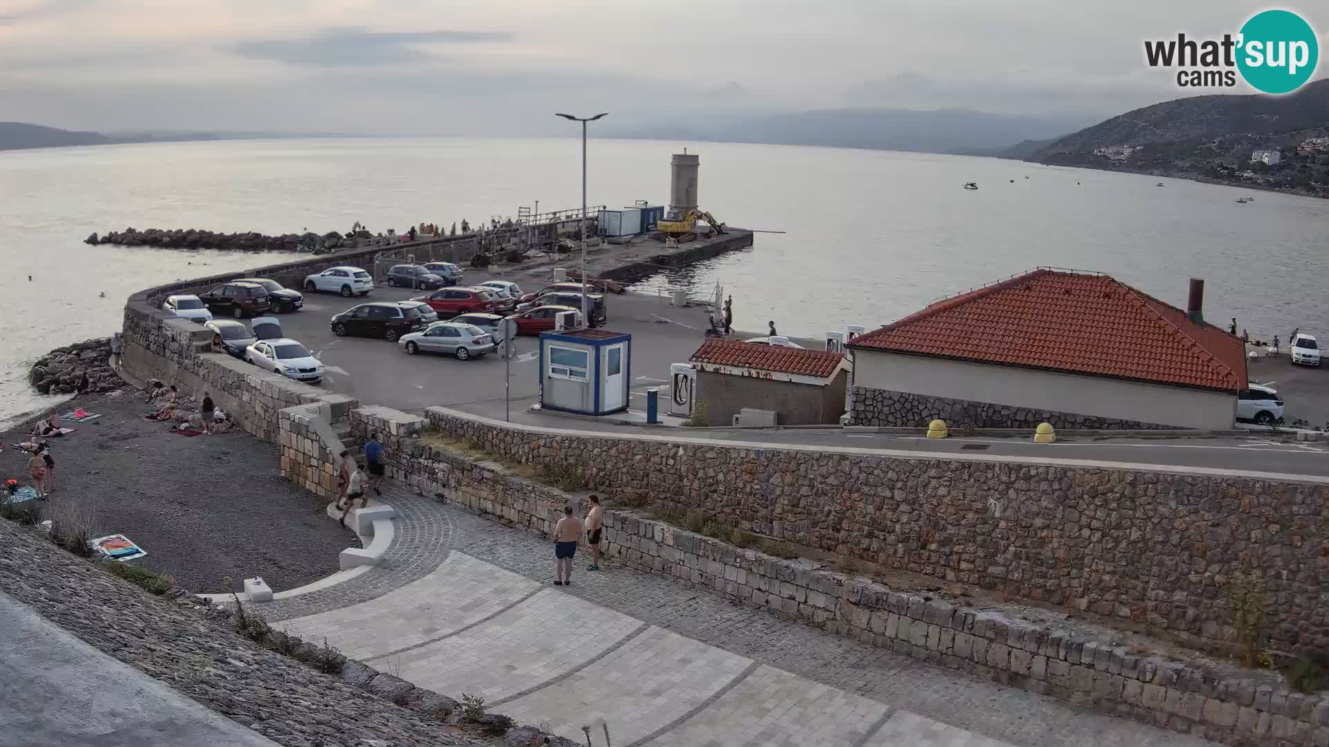 Webcam puerto de Senj – Rompeolas y faro en directo