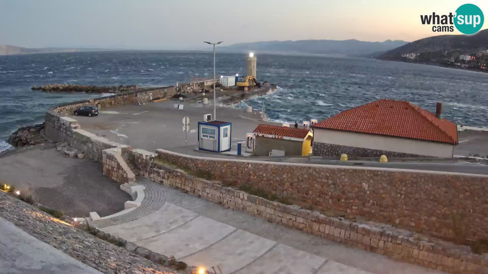 Senj Harbour Webcam – Breakwater & Lighthouse Live View
