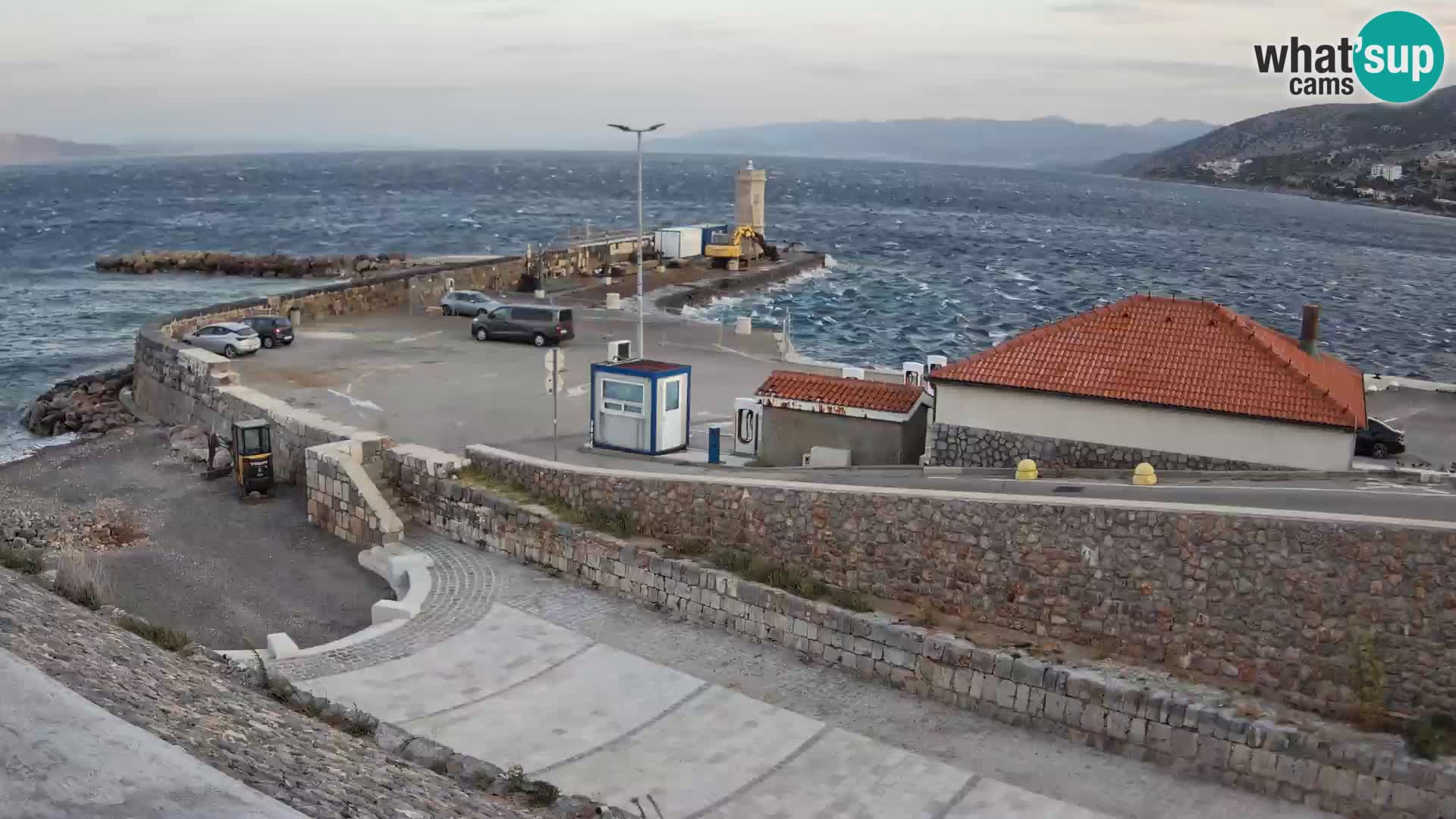 Senj Hafen Webcam – Wellenbrecher & Leuchtturm Liveblick