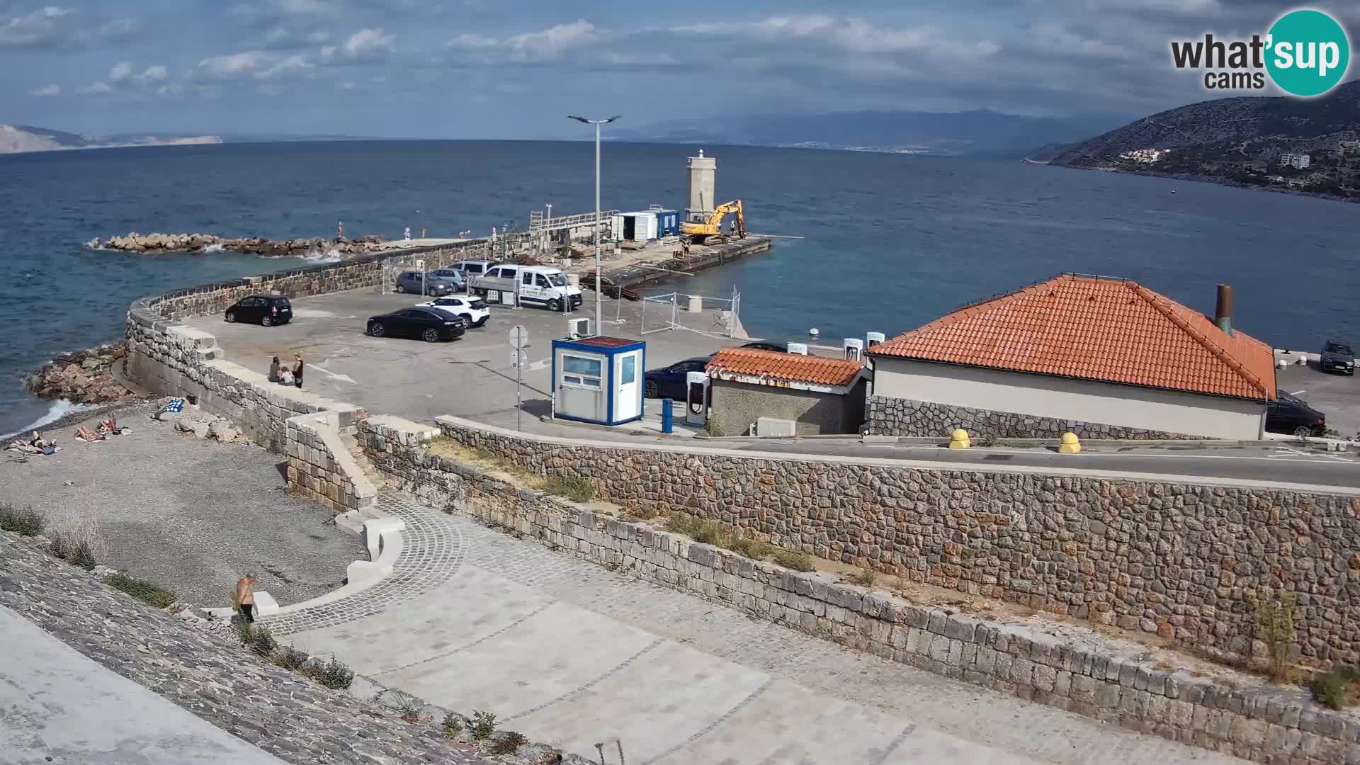 Senj Hafen Webcam – Wellenbrecher & Leuchtturm Liveblick