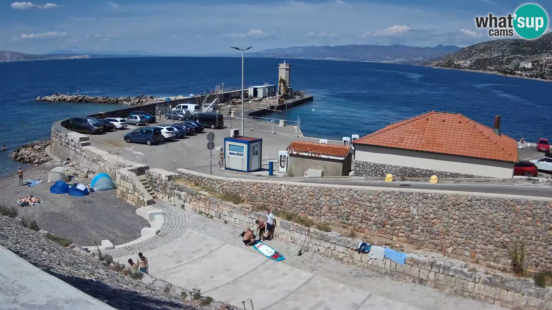 Senj Hafen Webcam – Wellenbrecher & Leuchtturm Liveblick
