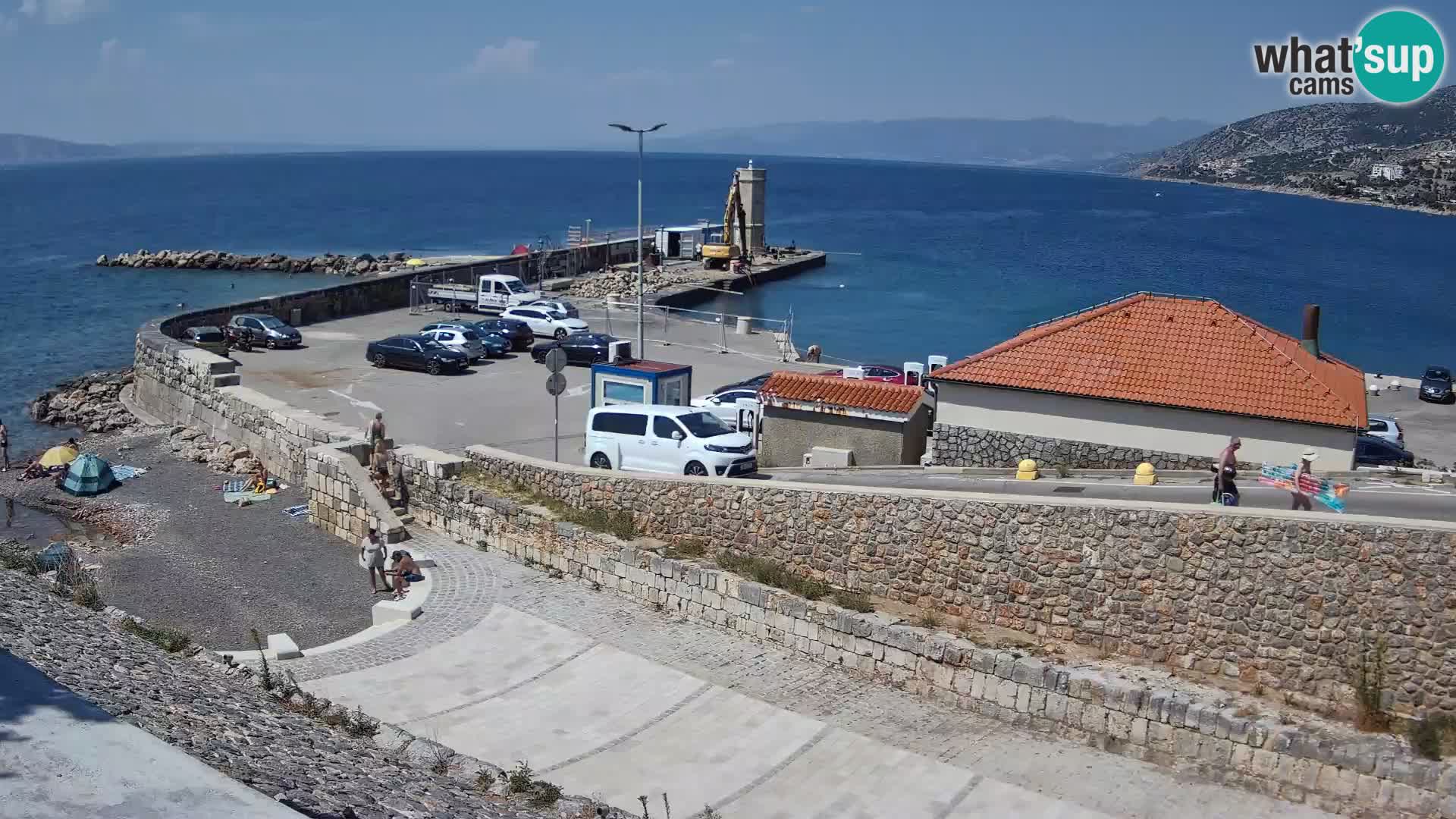 Webcam port de Senj – Vue sur la jetée et le phare