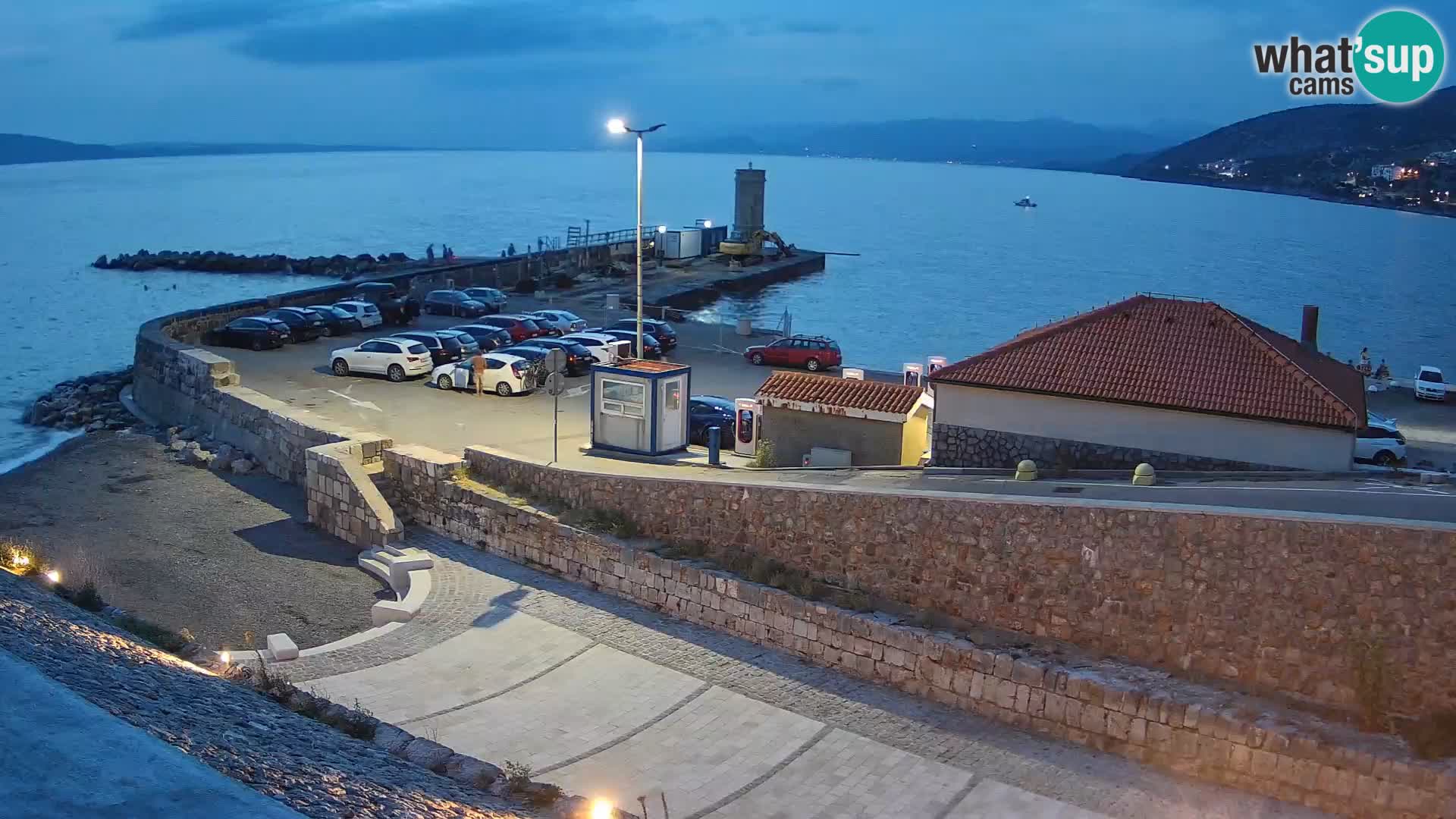 Webcam Porto di Segna – Frangiflutti e Faro in diretta